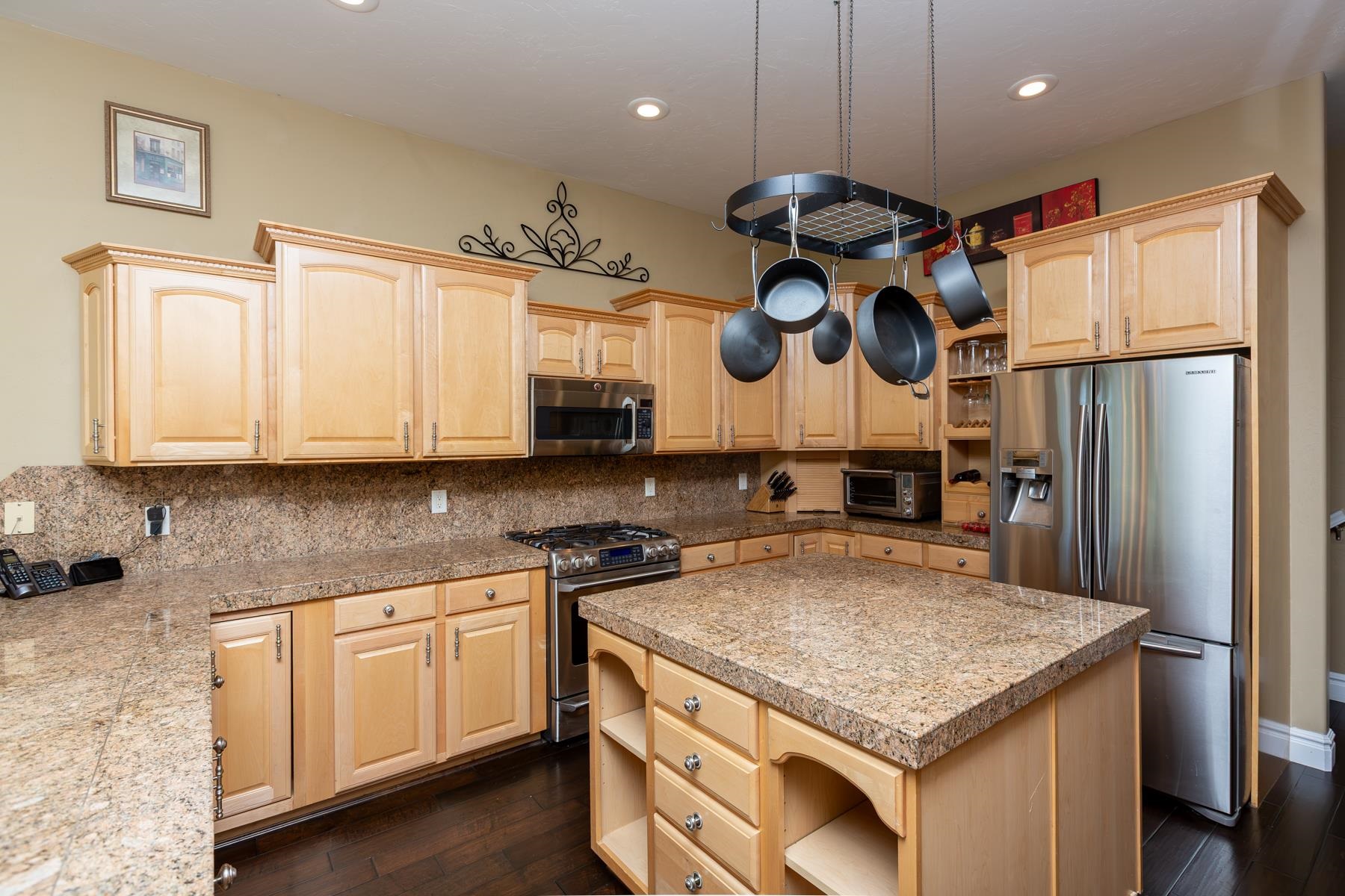 448 Tuscany Court Property Photo 9