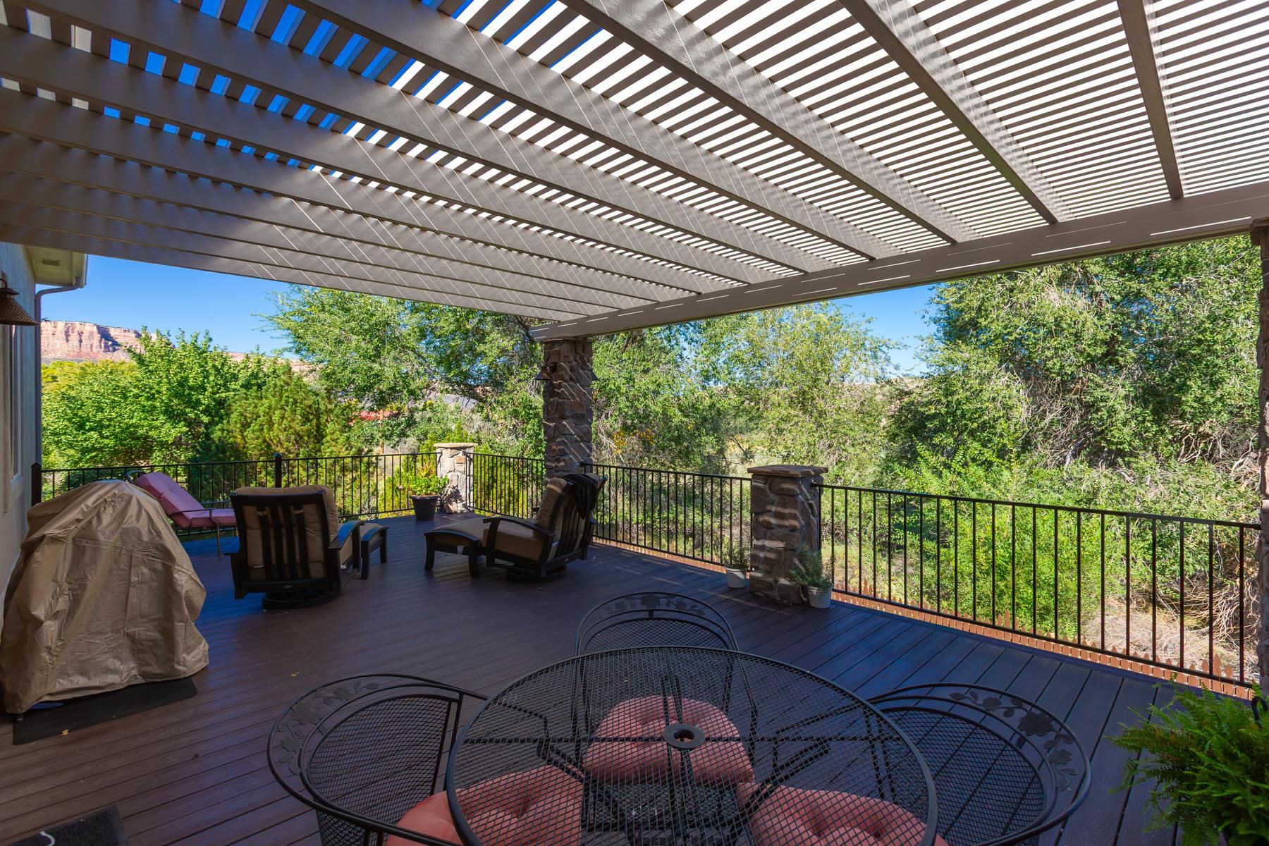 448 Tuscany Court Property Photo 23