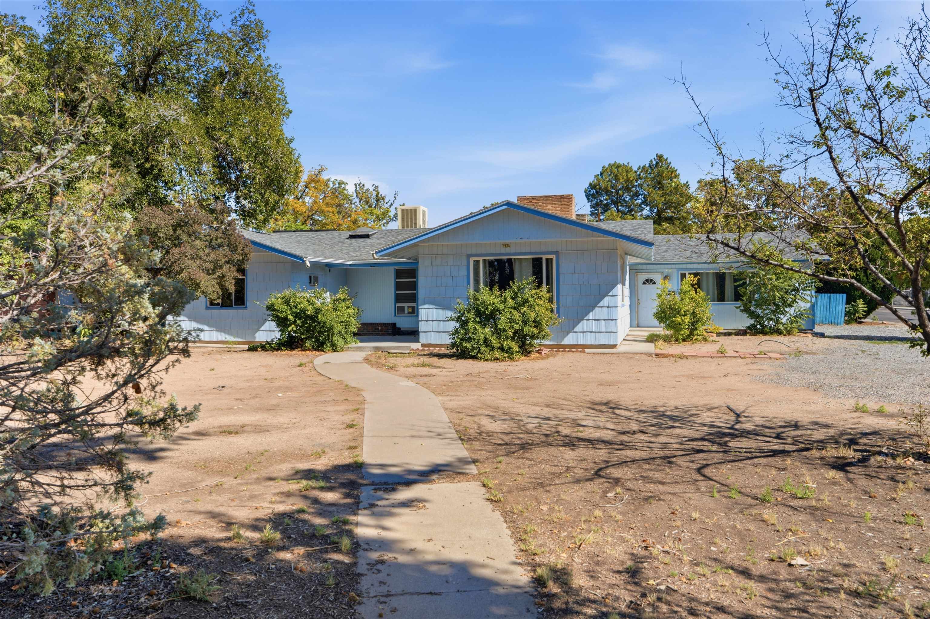 1904 N 7th Street Property Photo 1
