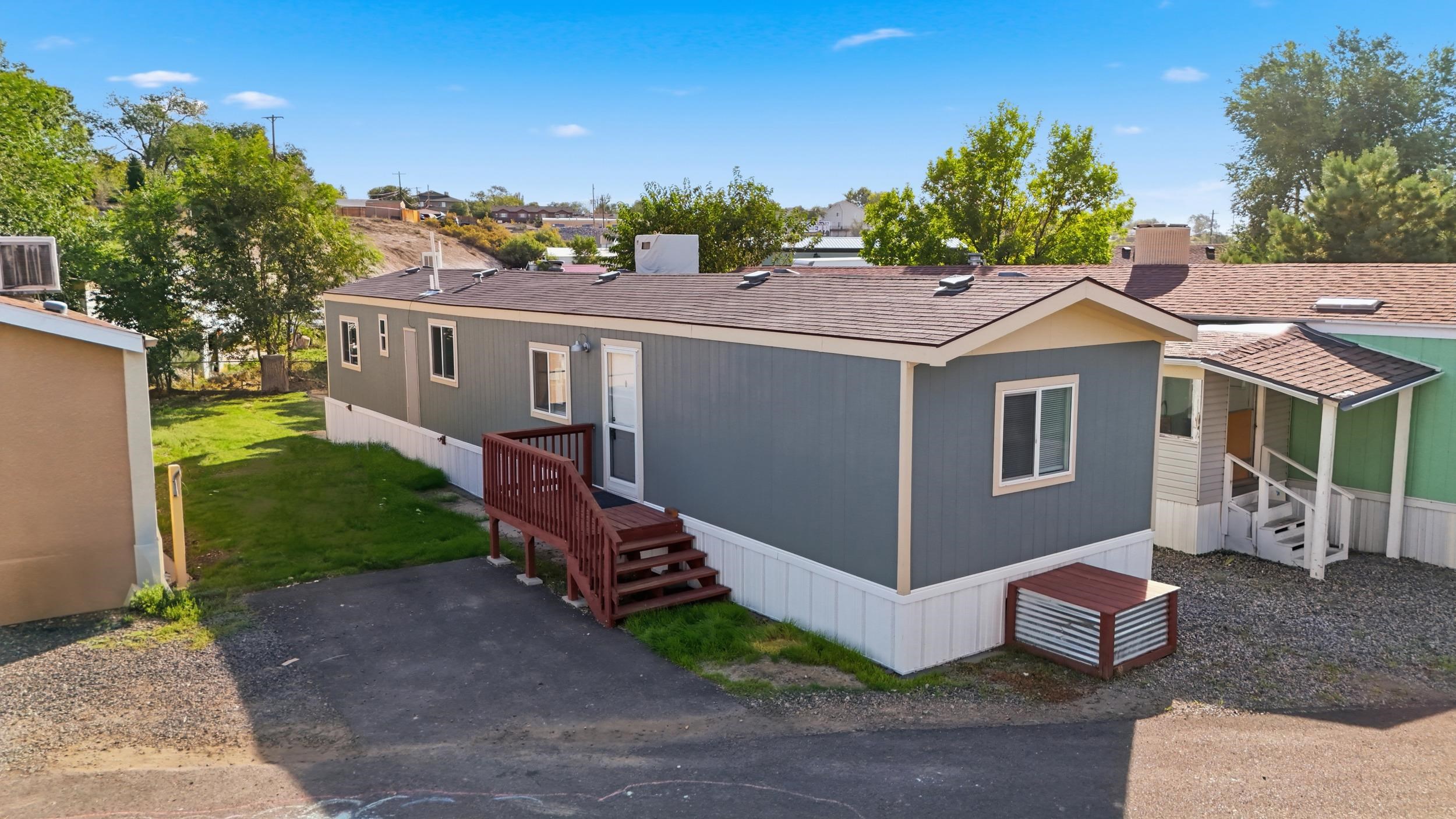 830 Independence Avenue Property Photo 1
