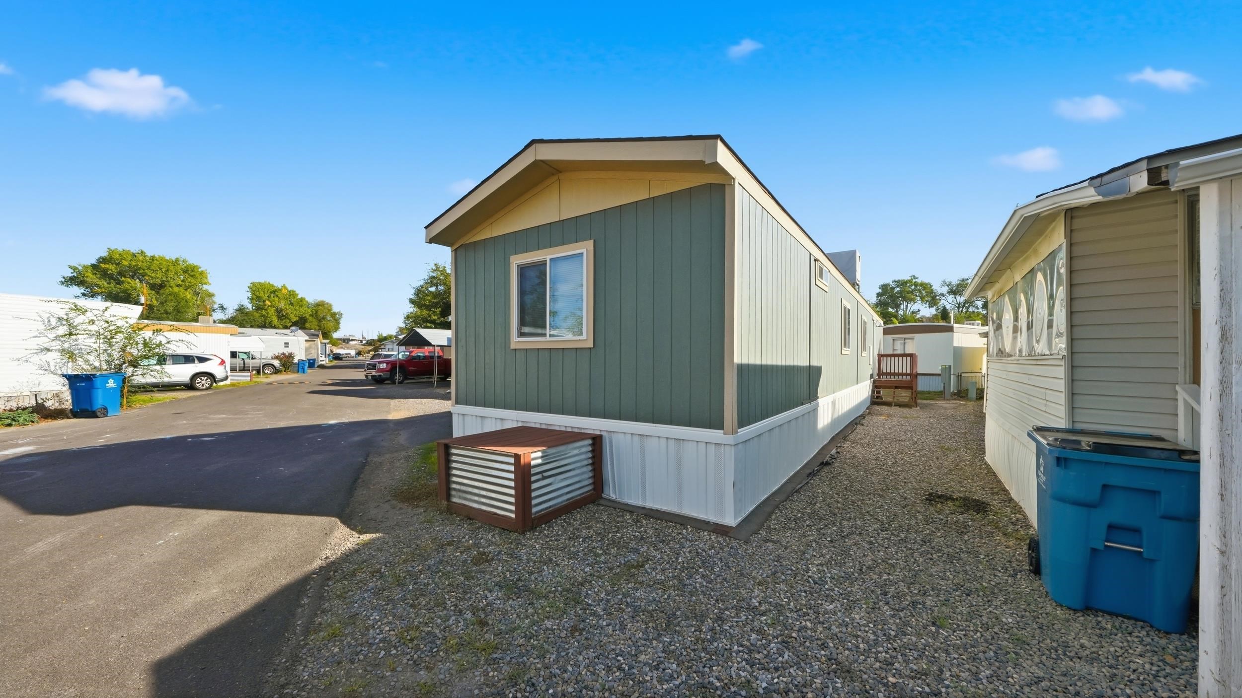 830 Independence Avenue Property Photo 2