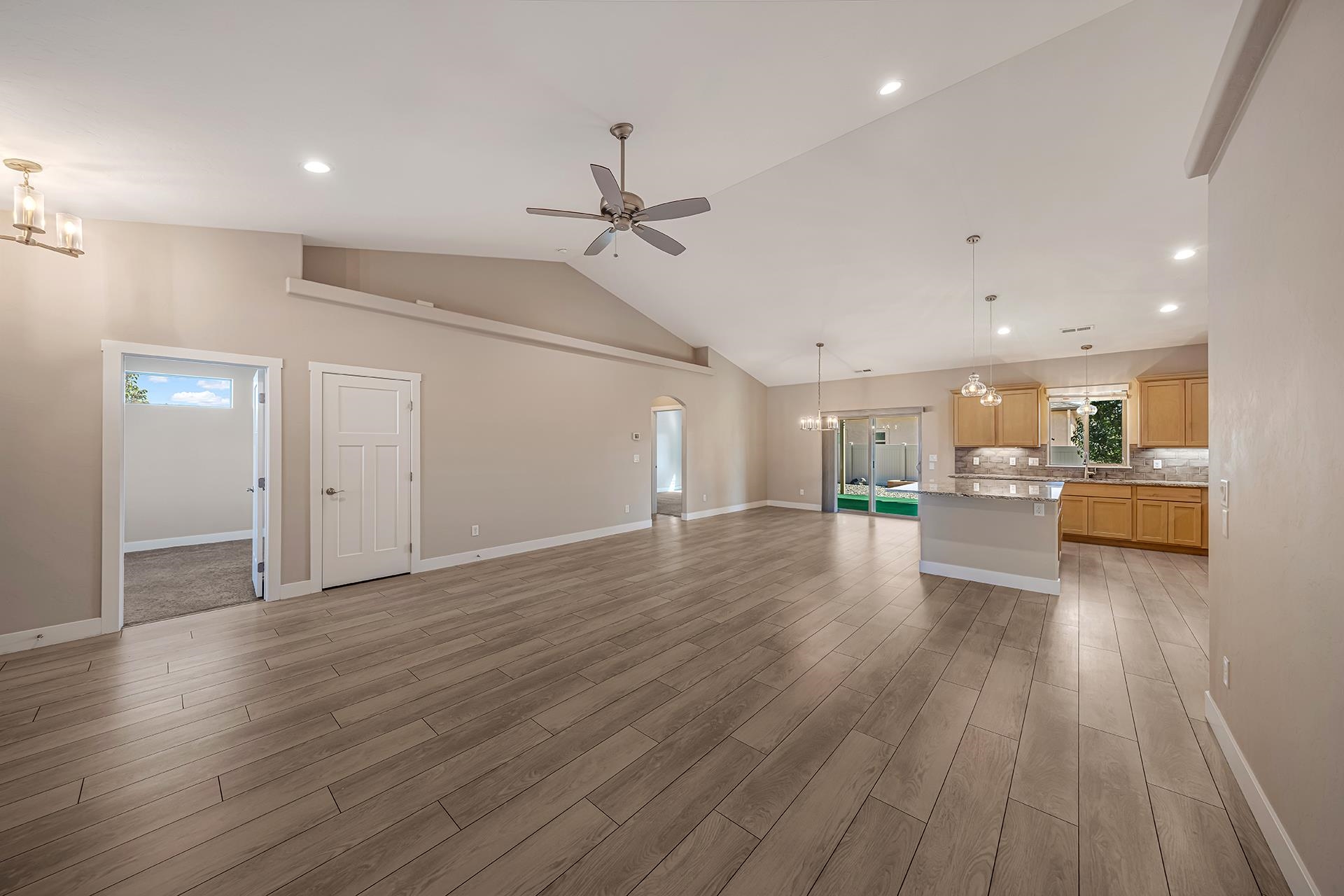 2947 Brodick Way Property Photo 9