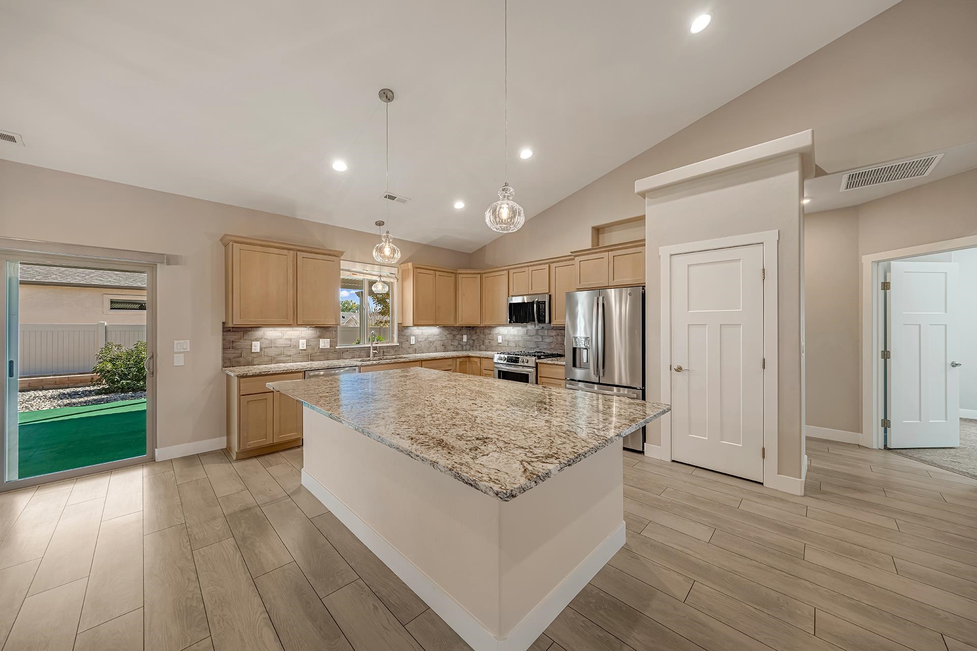2947 Brodick Way Property Photo 13