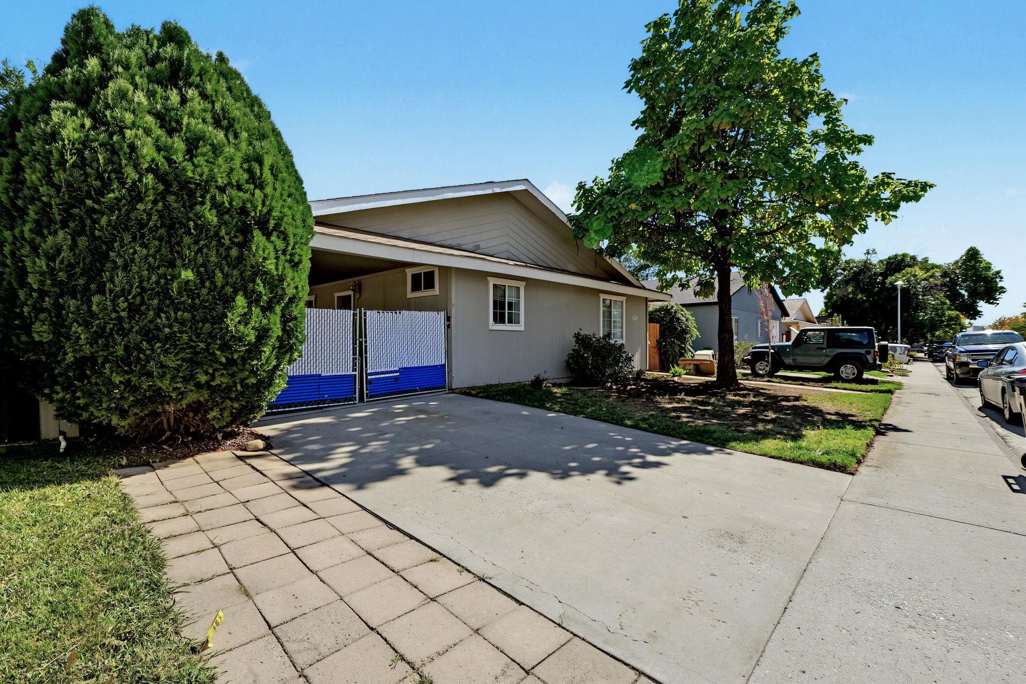 420 Alamo Street Property Photo 1