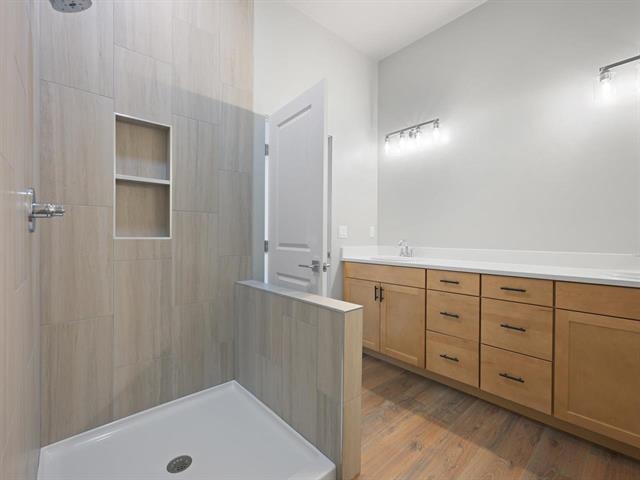 392 W Ridges Boulevard Property Photo 20