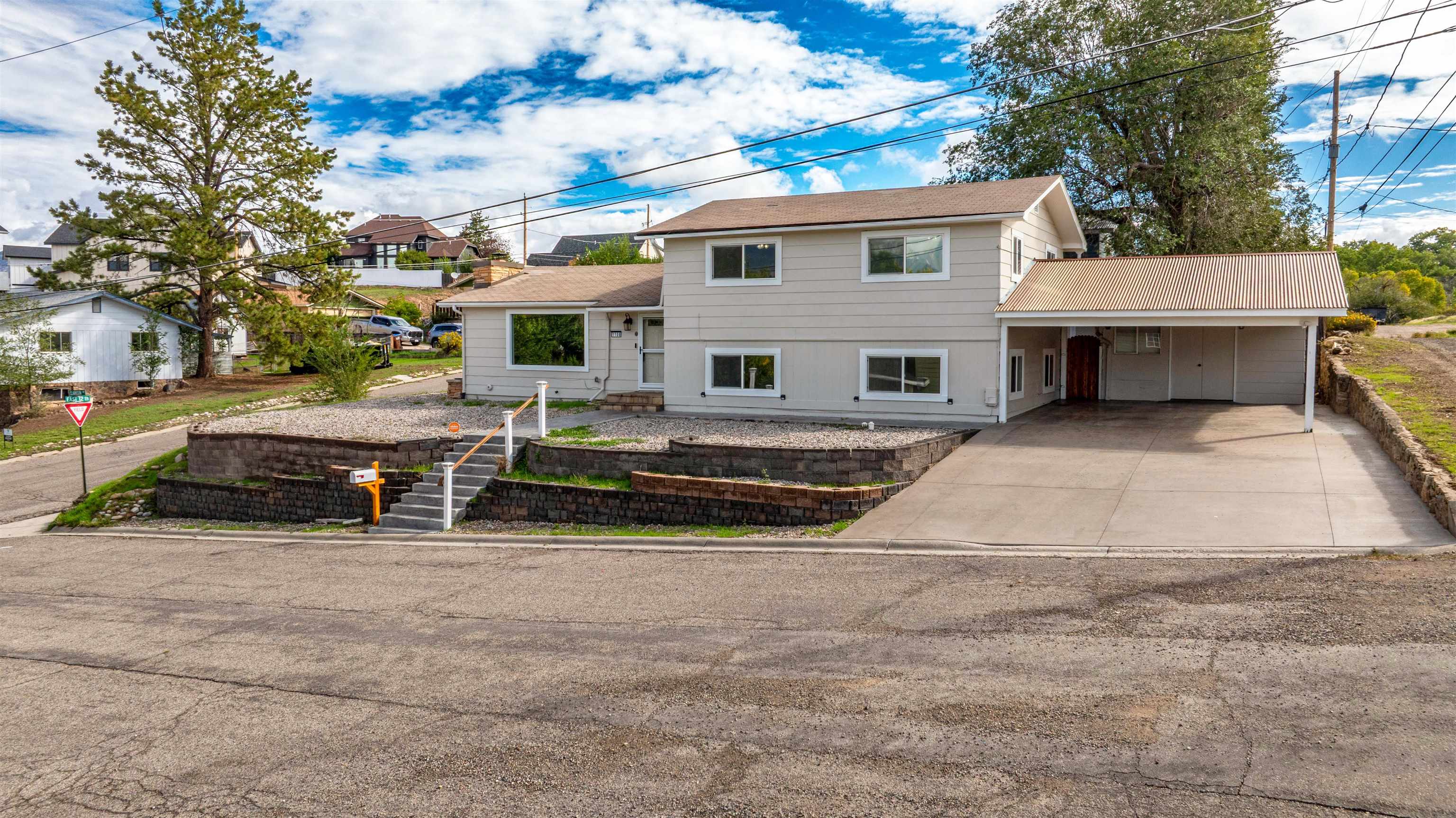 1108 Clarkson Avenue Property Photo 3
