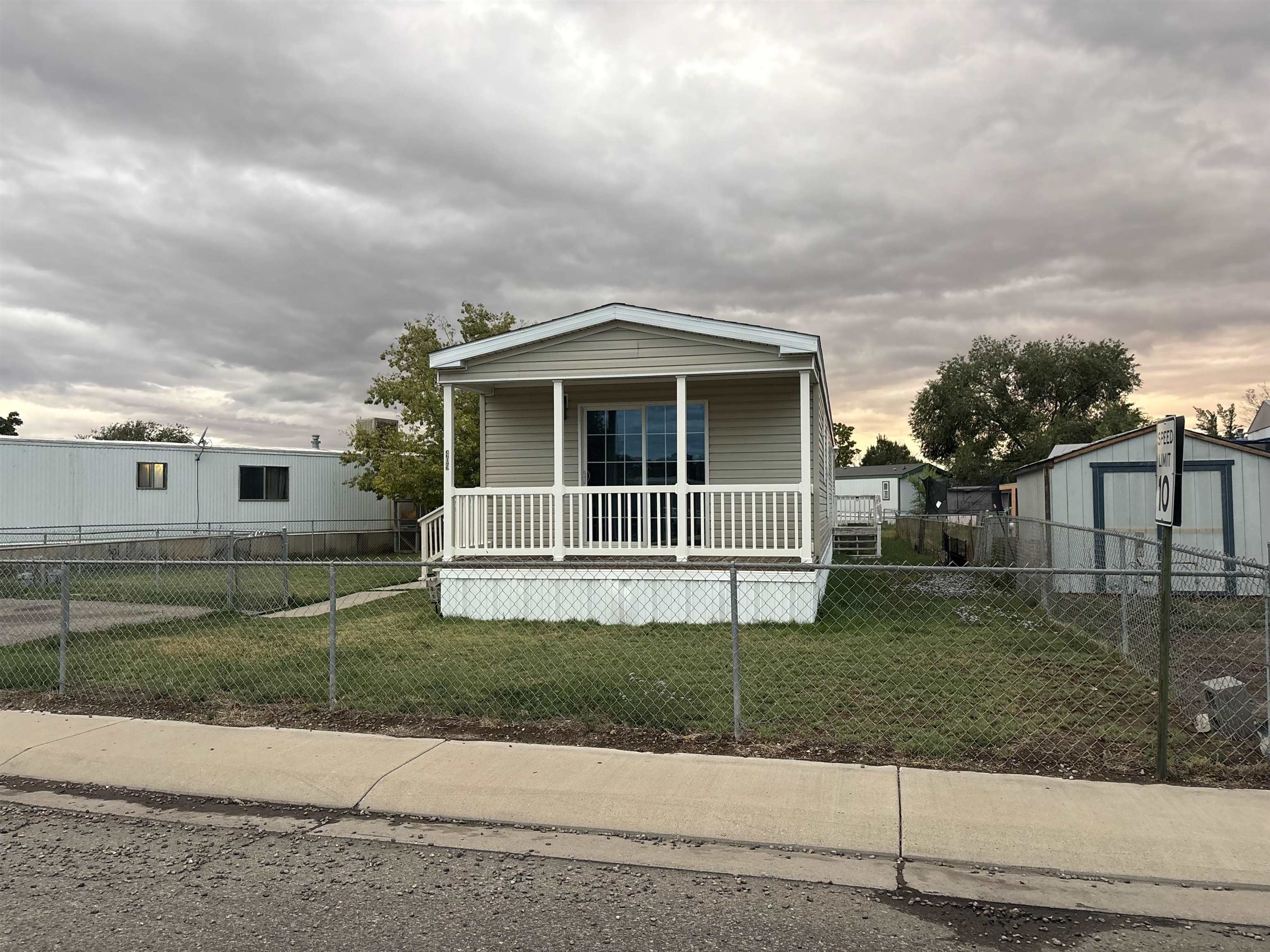 424 32 Road Property Photo 2