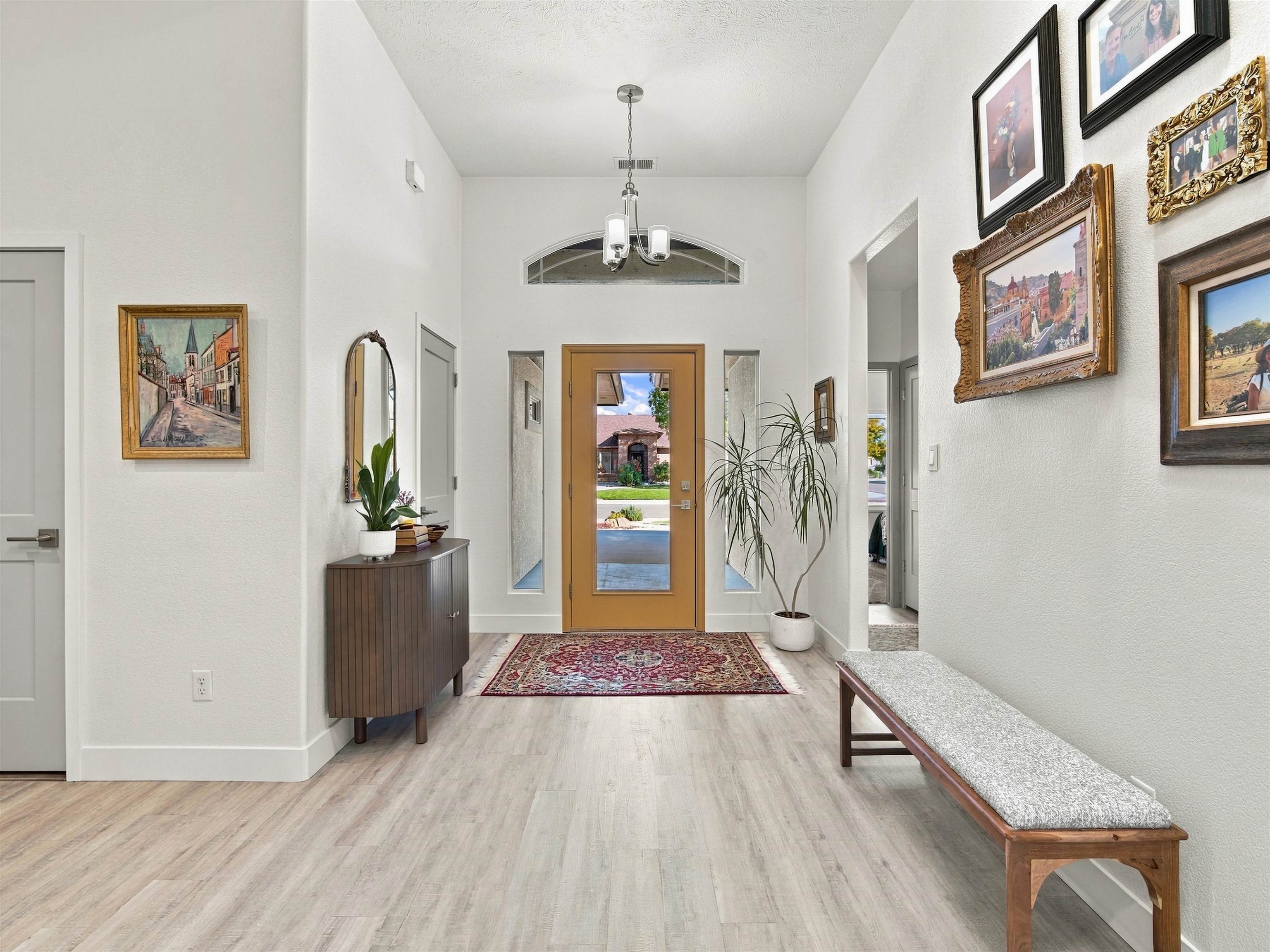 954 Azurite Drive Property Photo 8
