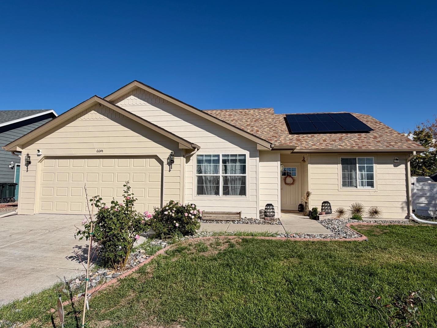 664 1/2 30 Road Property Photo 1