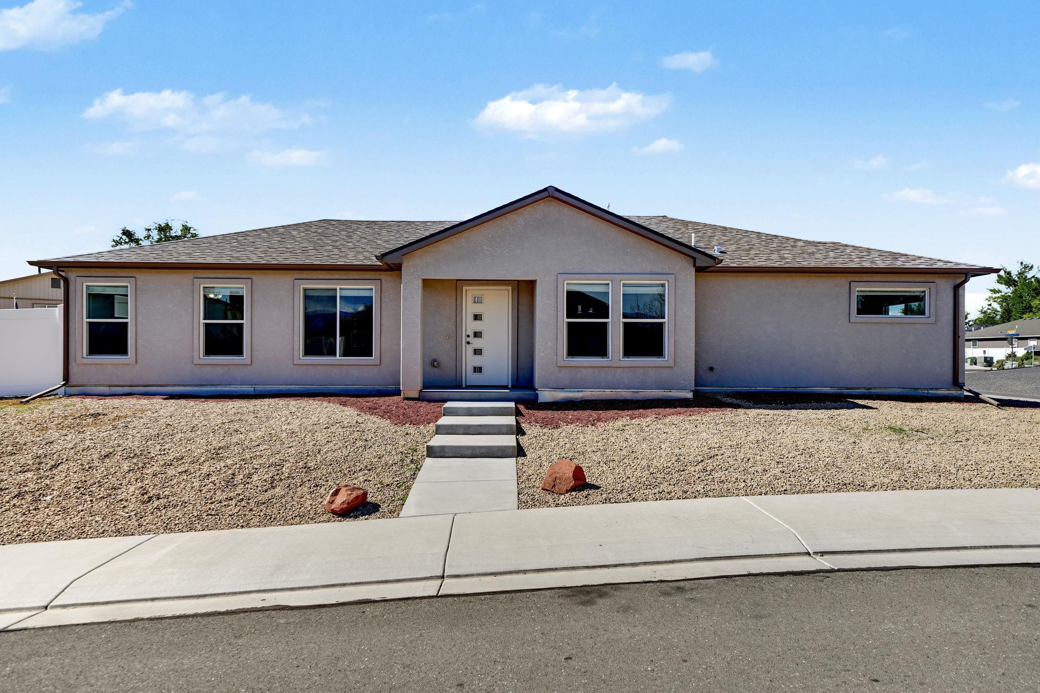 2913 Bookcliff Avenue Property Photo 1