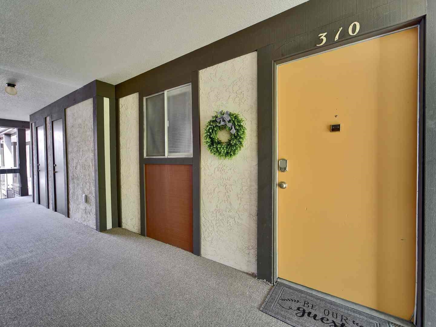 3154 Lakeside Drive Property Photo 1