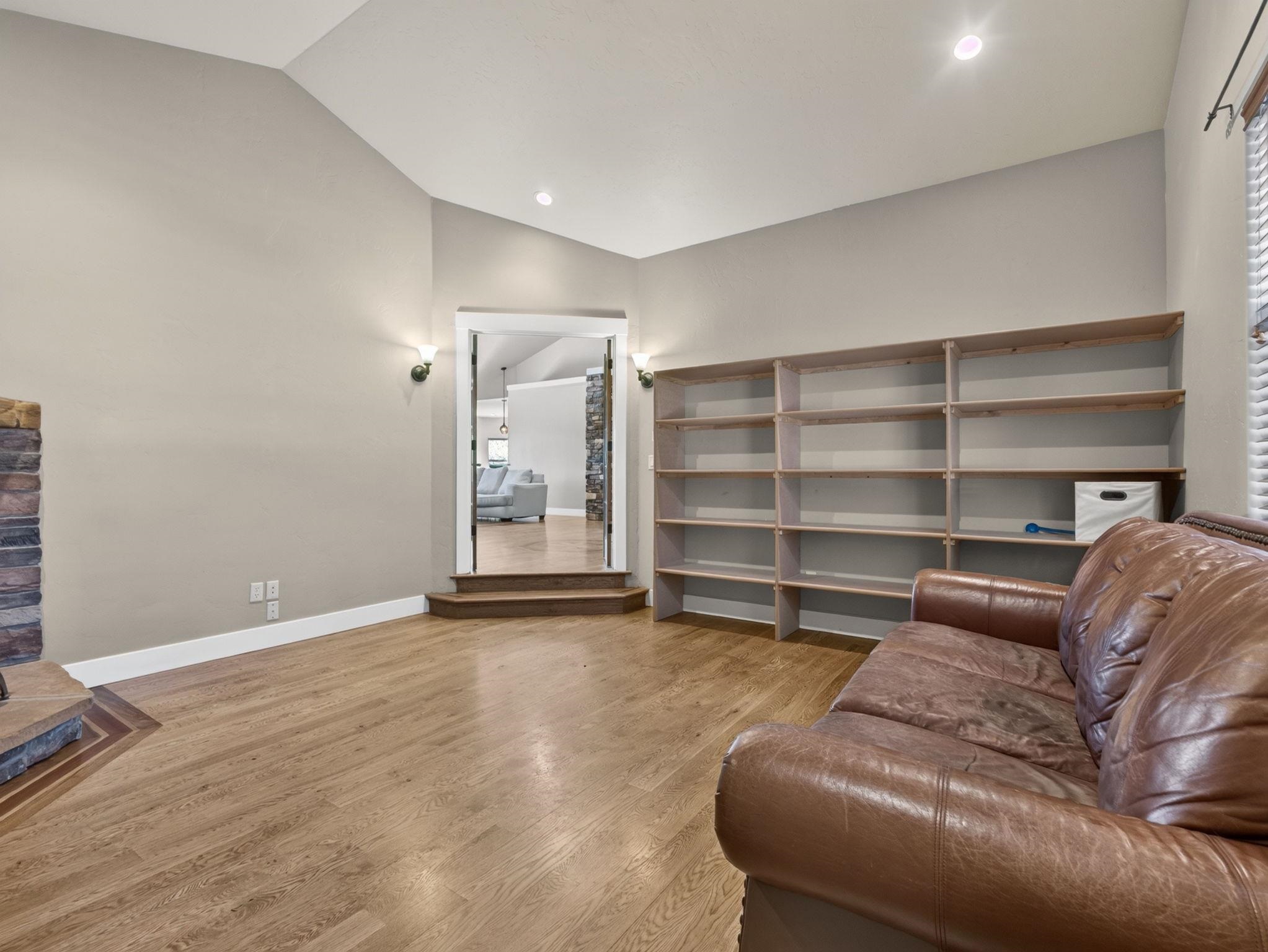 1501 Powis Lane Property Photo 6