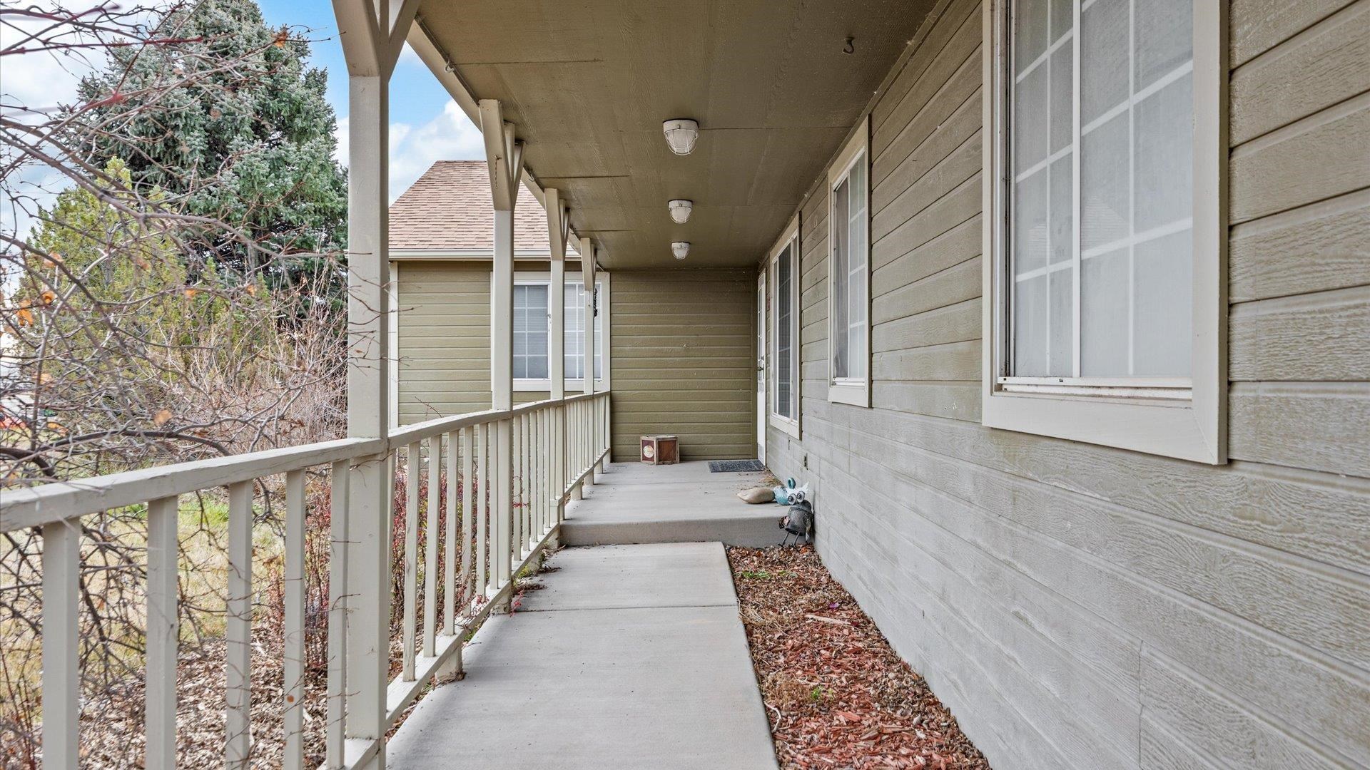 1195 17 1/2 Road Property Photo 8