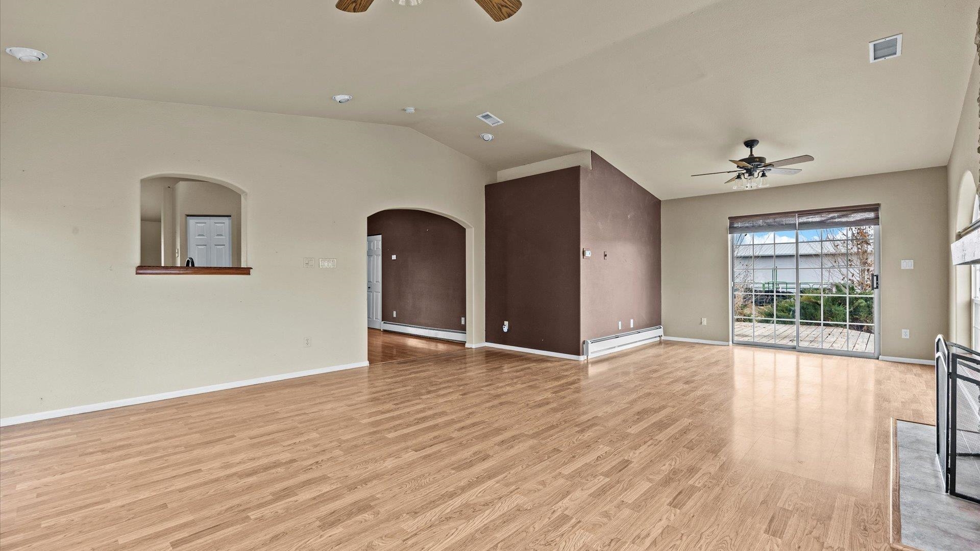 1195 17 1/2 Road Property Photo 13