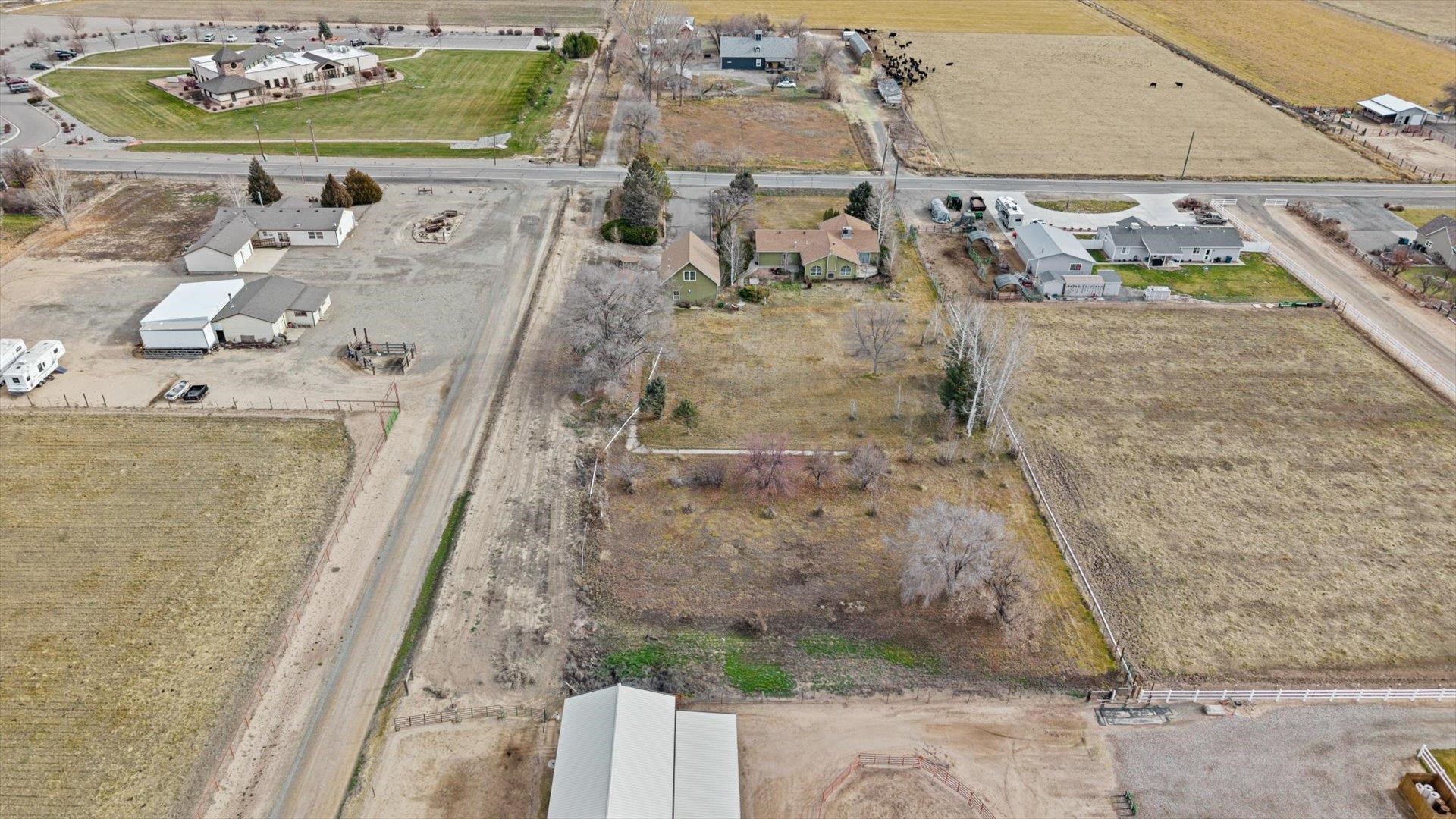 1195 17 1/2 Road Property Photo 38