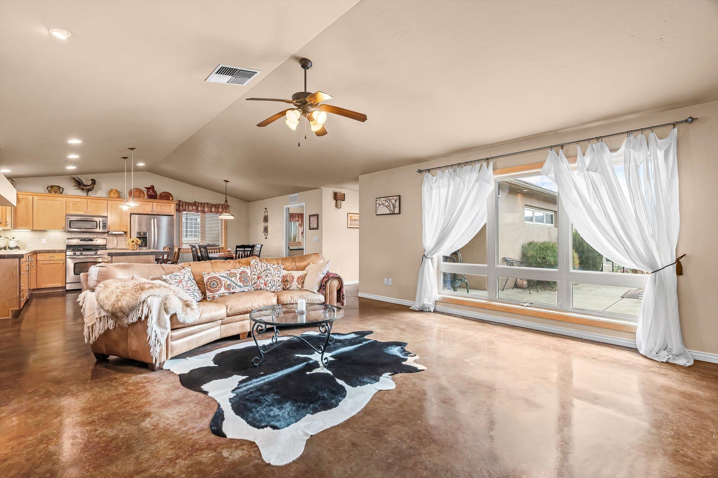 1235 Wolf Creek Court Property Photo 5