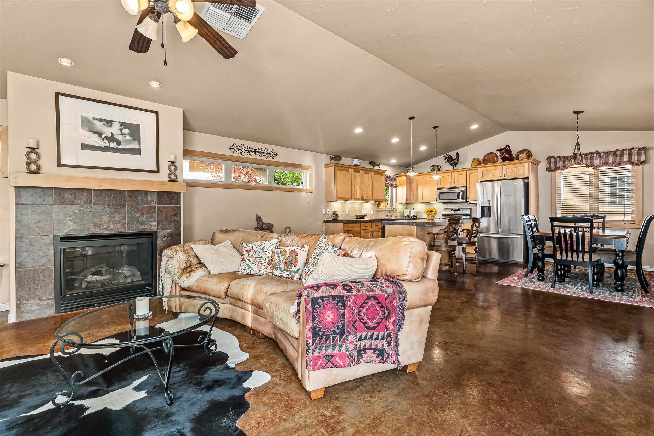 1235 Wolf Creek Court Property Photo 8