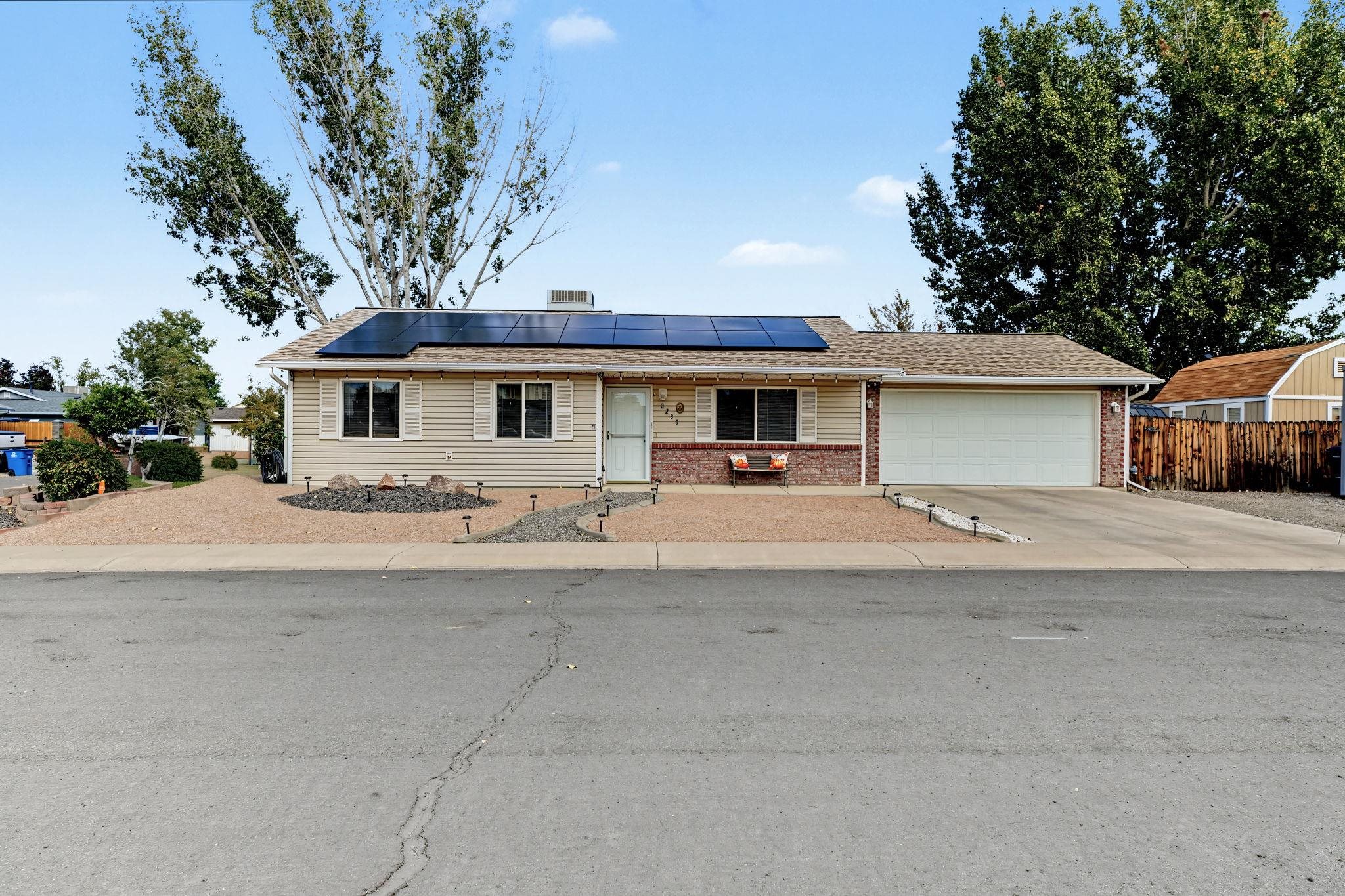 3230 D 7/8 Road Property Photo 1