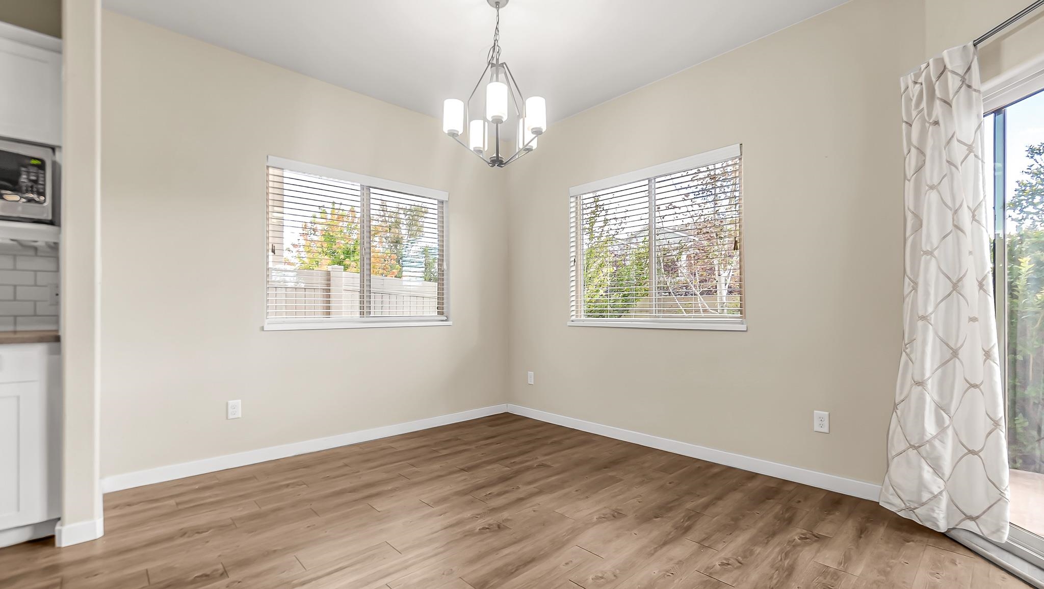 2477 Tiptop Avenue Property Photo 13