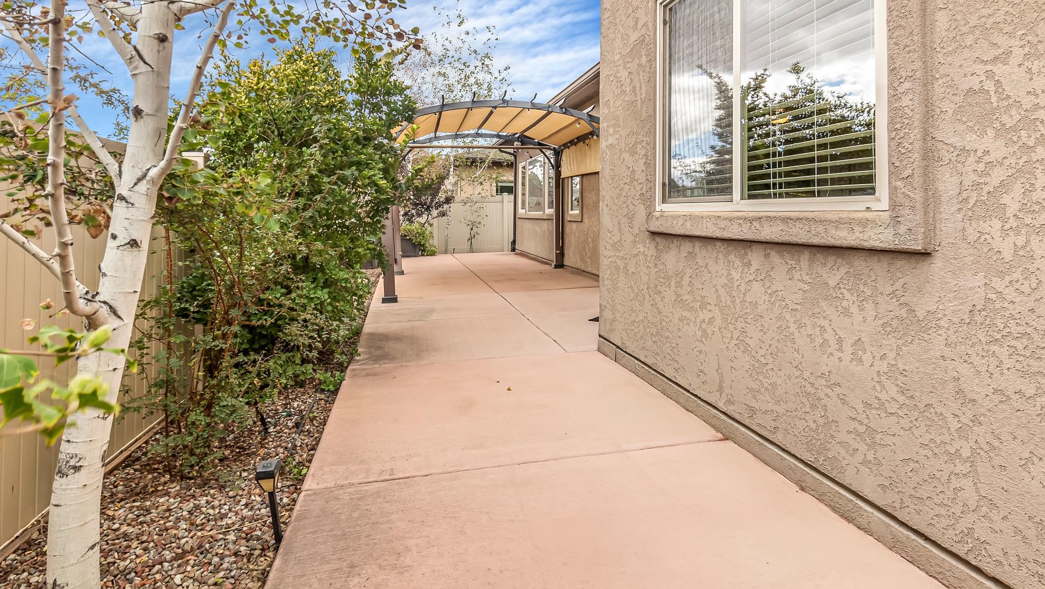2477 Tiptop Avenue Property Photo 32