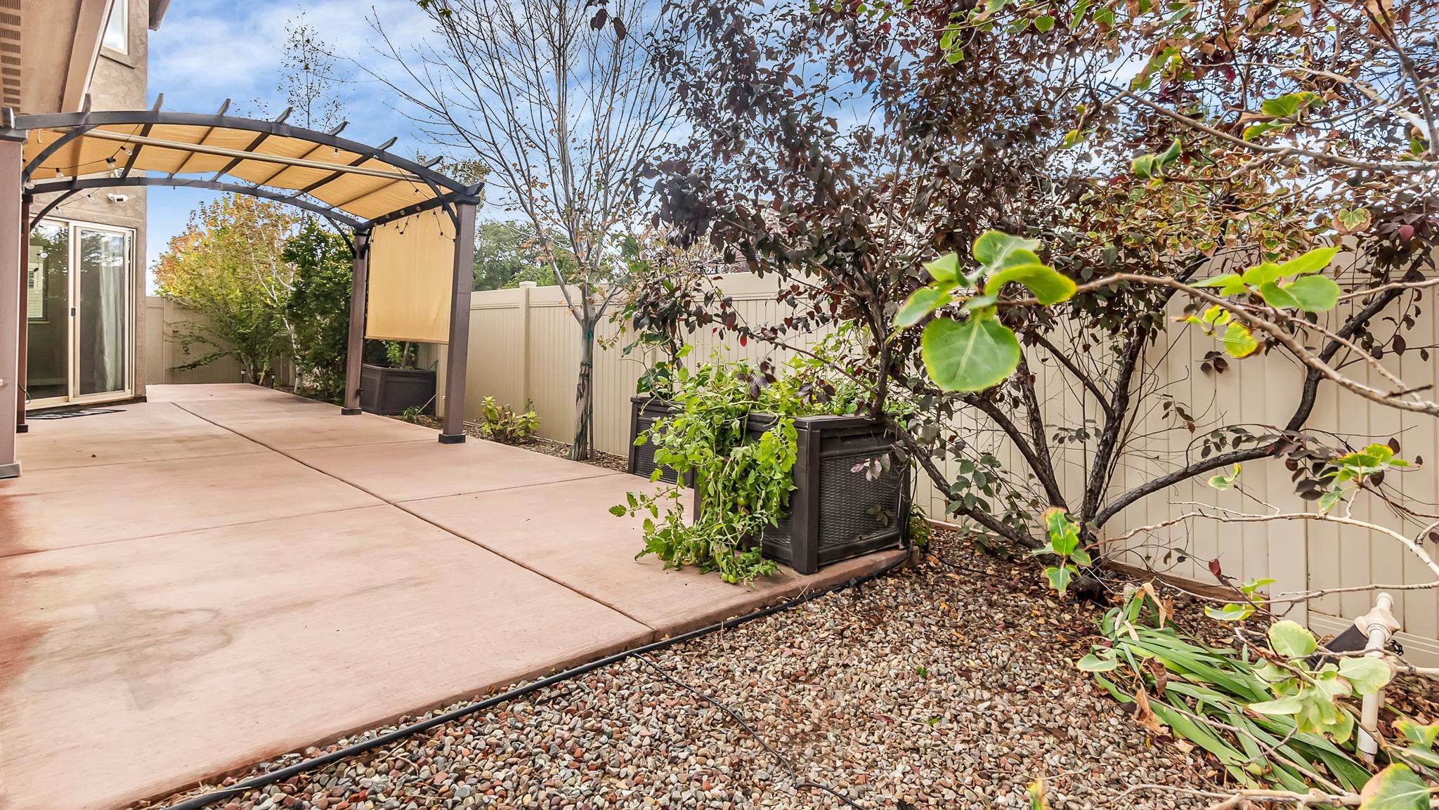 2477 Tiptop Avenue Property Photo 33