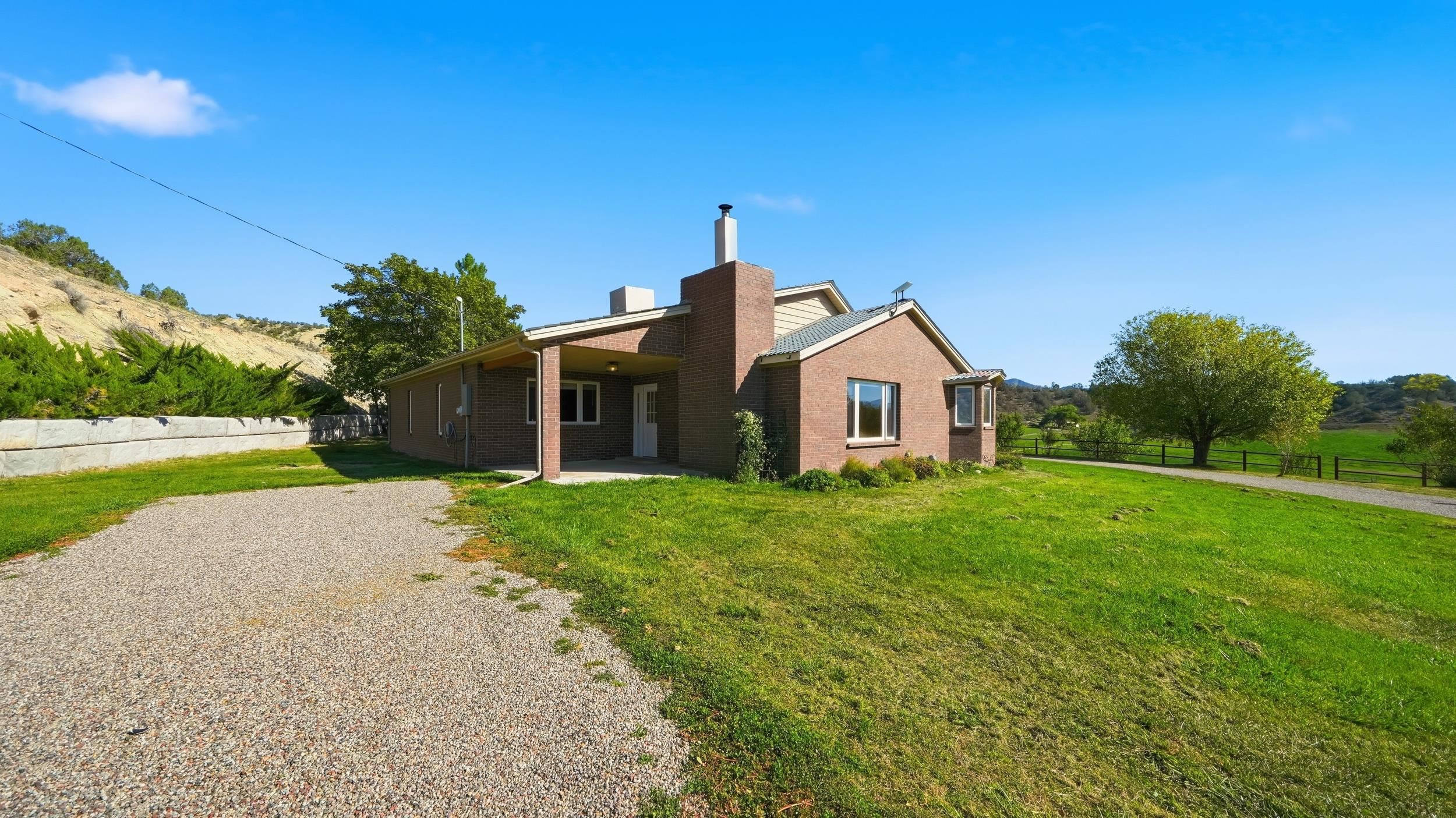 1073 County Road 260 Property Photo 4