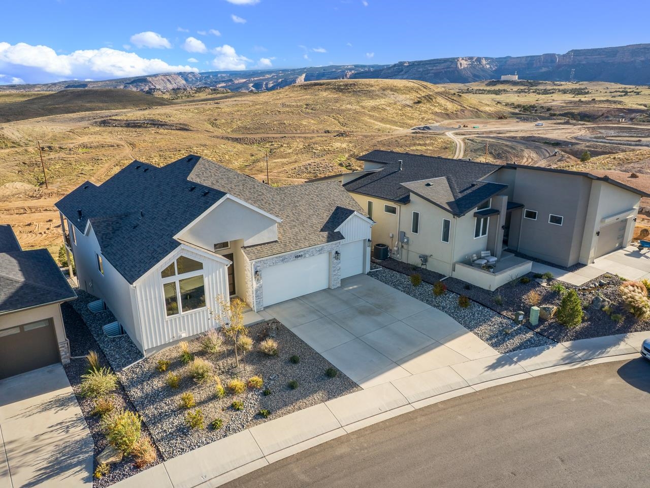 2283 Culebra Peak Court Property Photo 1