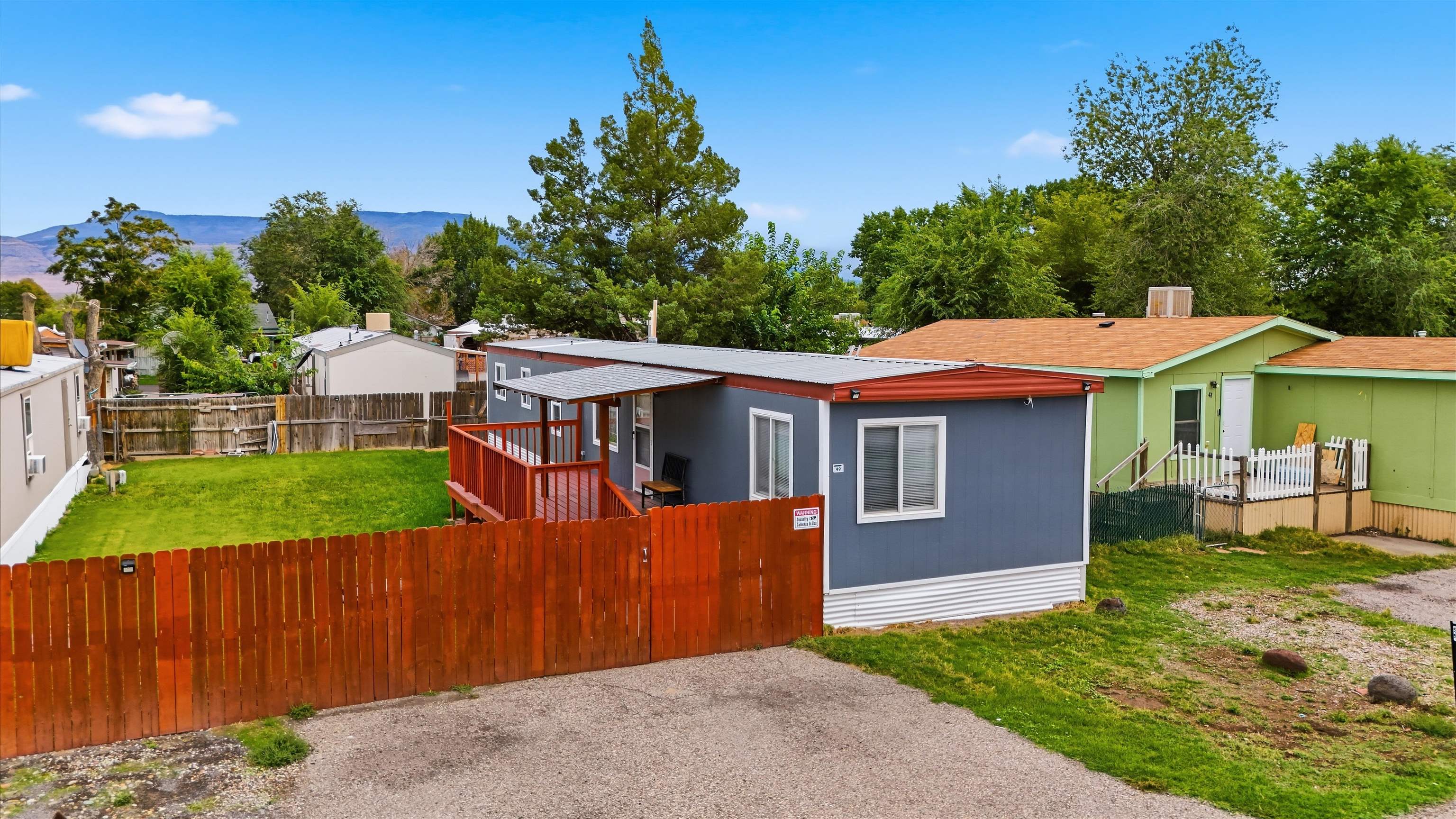 3268 E Road Property Photo 1