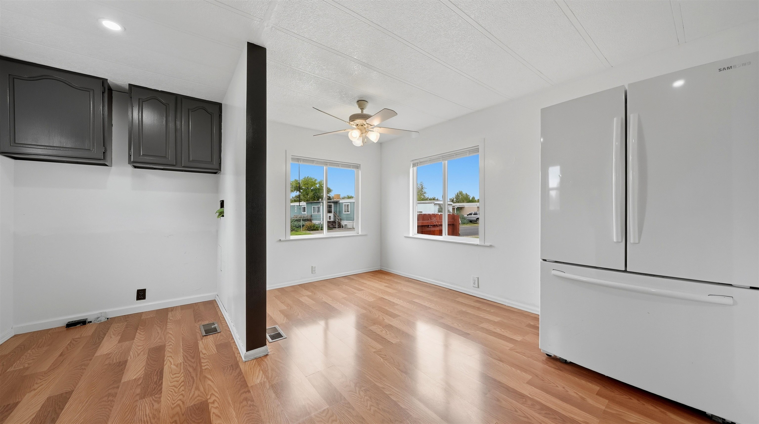3268 E Road Property Photo 5