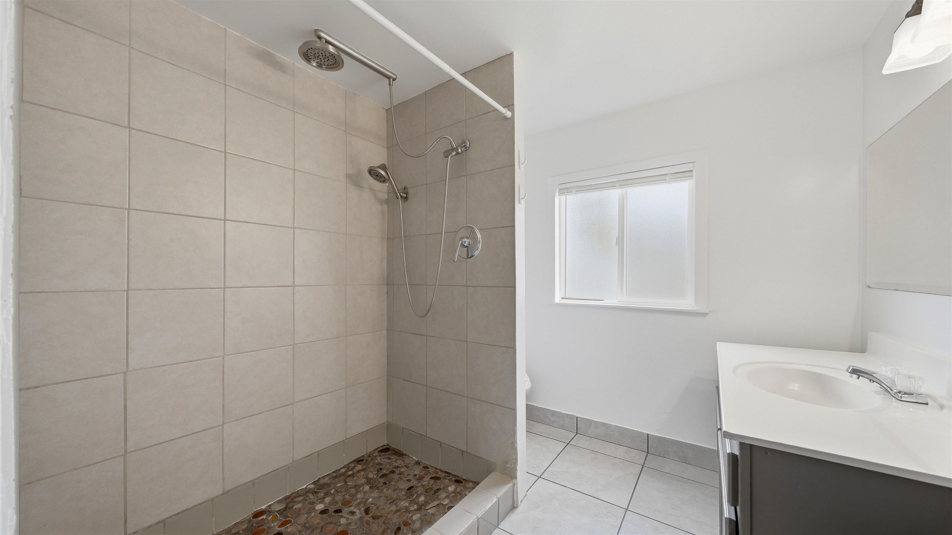 3268 E Road Property Photo 15