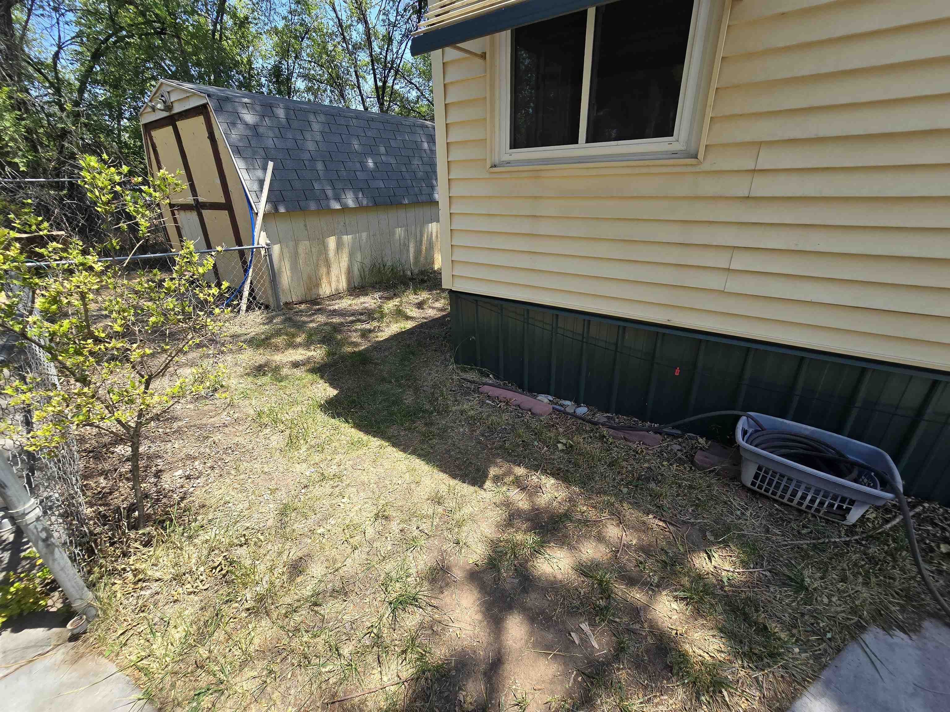 825 E Ottley Avenue Property Photo 18
