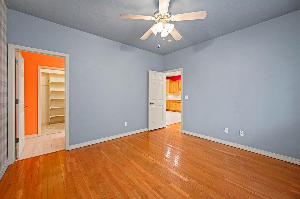 562 Garden Grove Court Property Photo 14