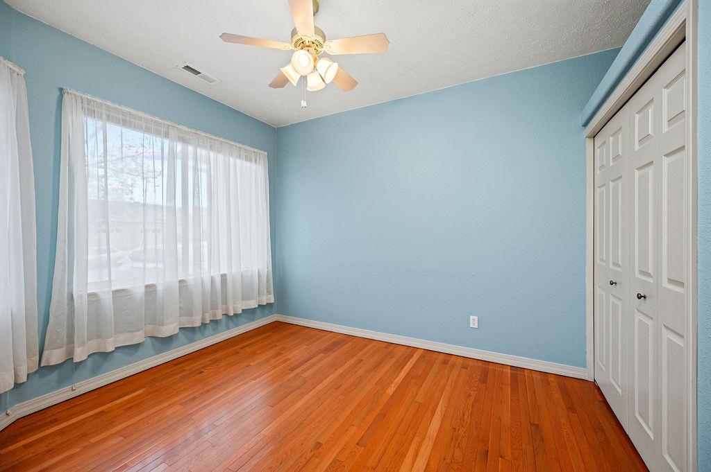562 Garden Grove Court Property Photo 17