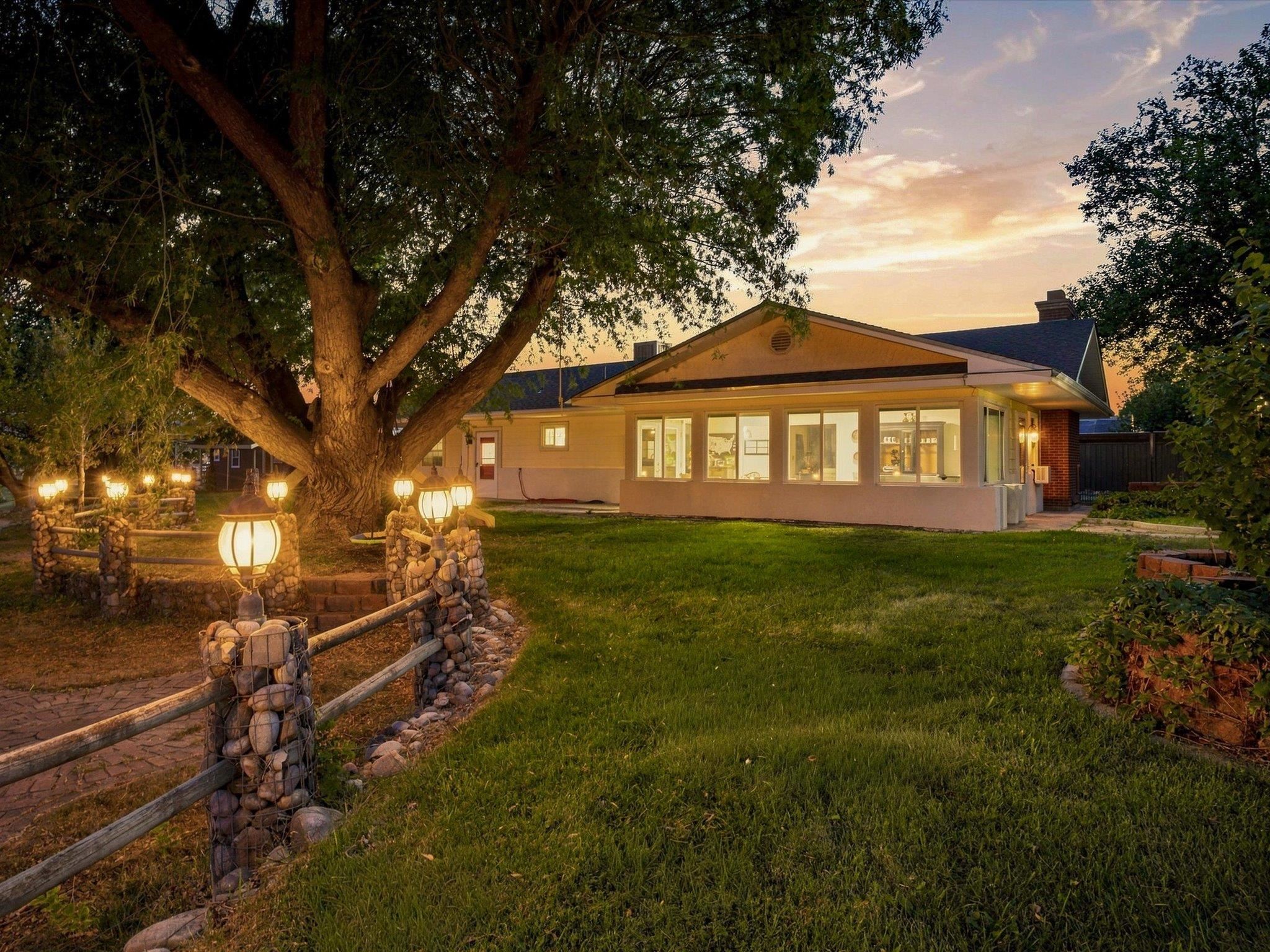 923 23 Road Property Photo 2