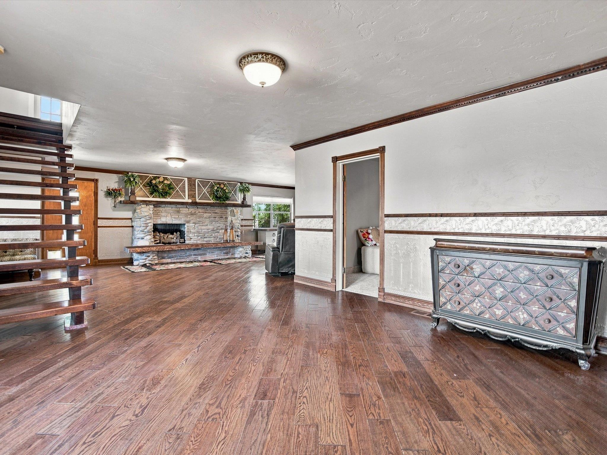 923 23 Road Property Photo 8