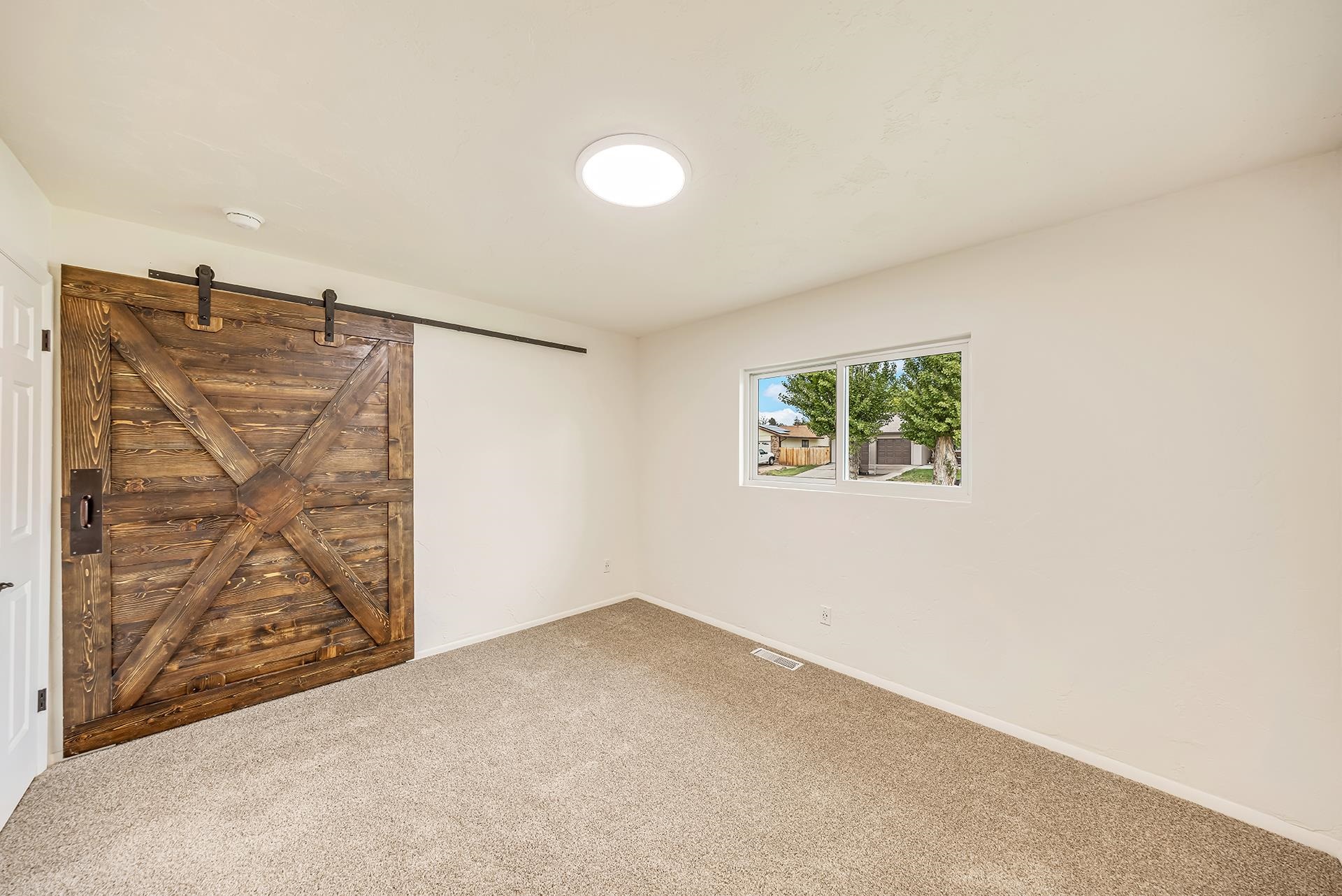 2305 Dogwood Court Property Photo 33