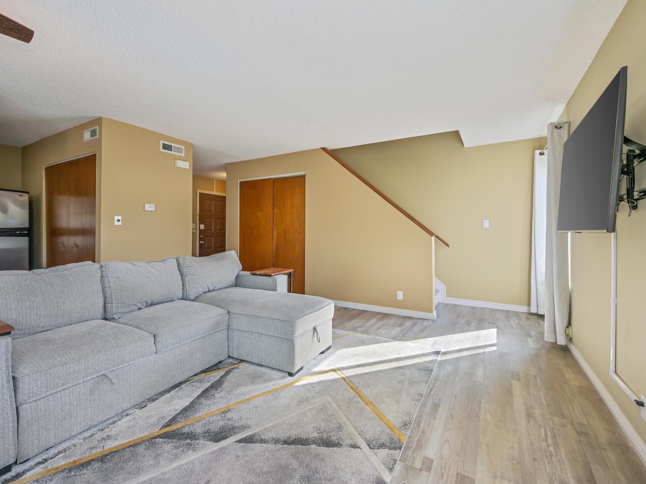 517 28 1/2 Road Property Photo 6