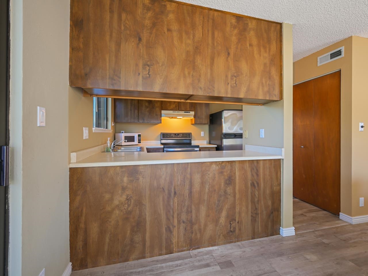 517 28 1/2 Road Property Photo 9