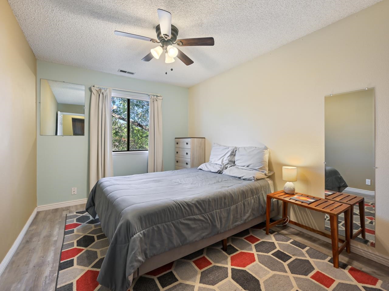 517 28 1/2 Road Property Photo 13