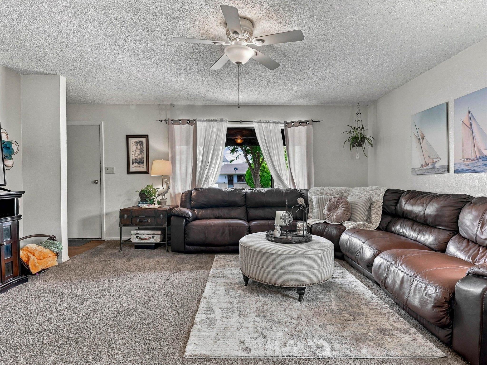3252 Castaneda Drive Property Photo 6