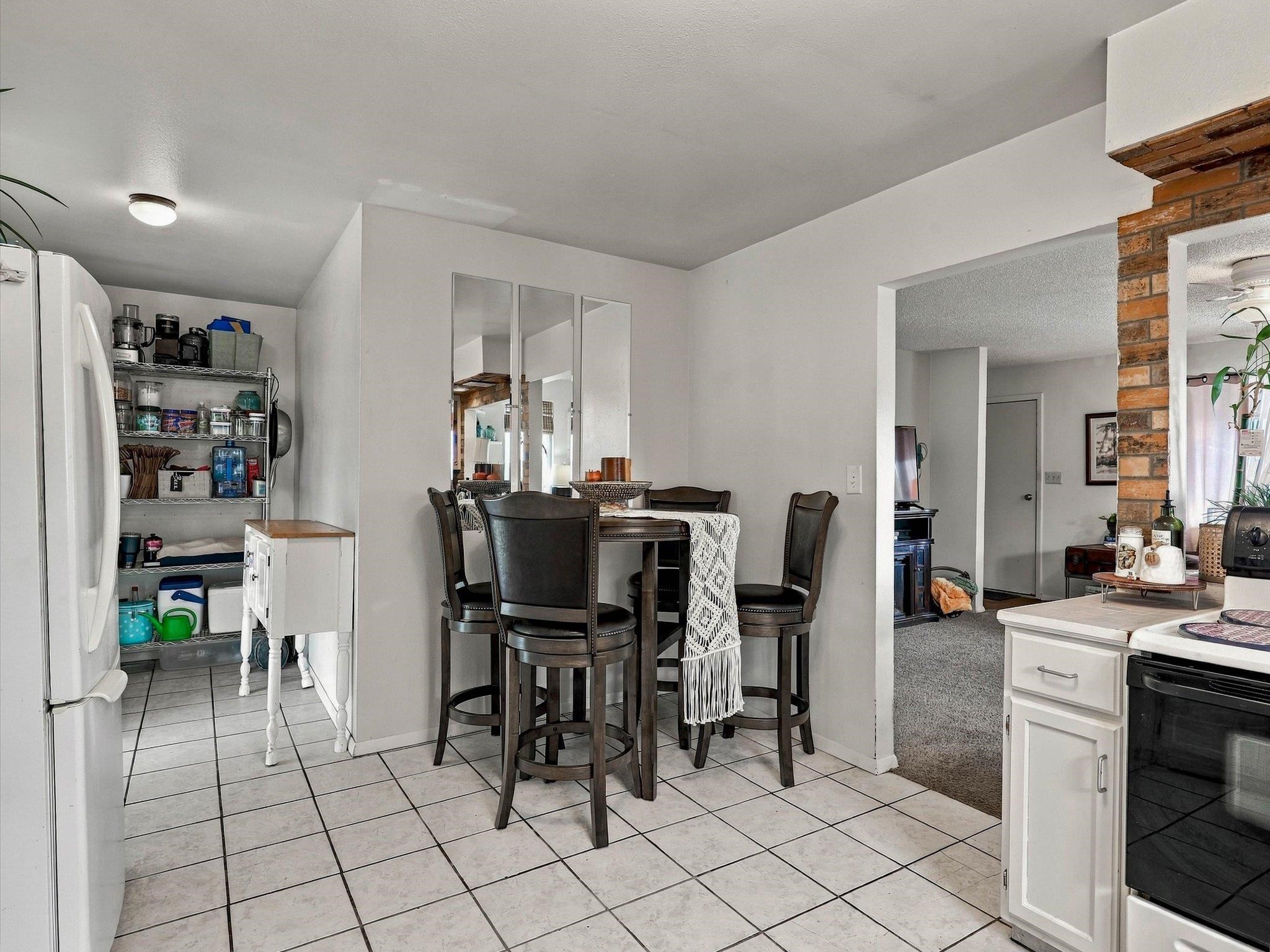3252 Castaneda Drive Property Photo 10