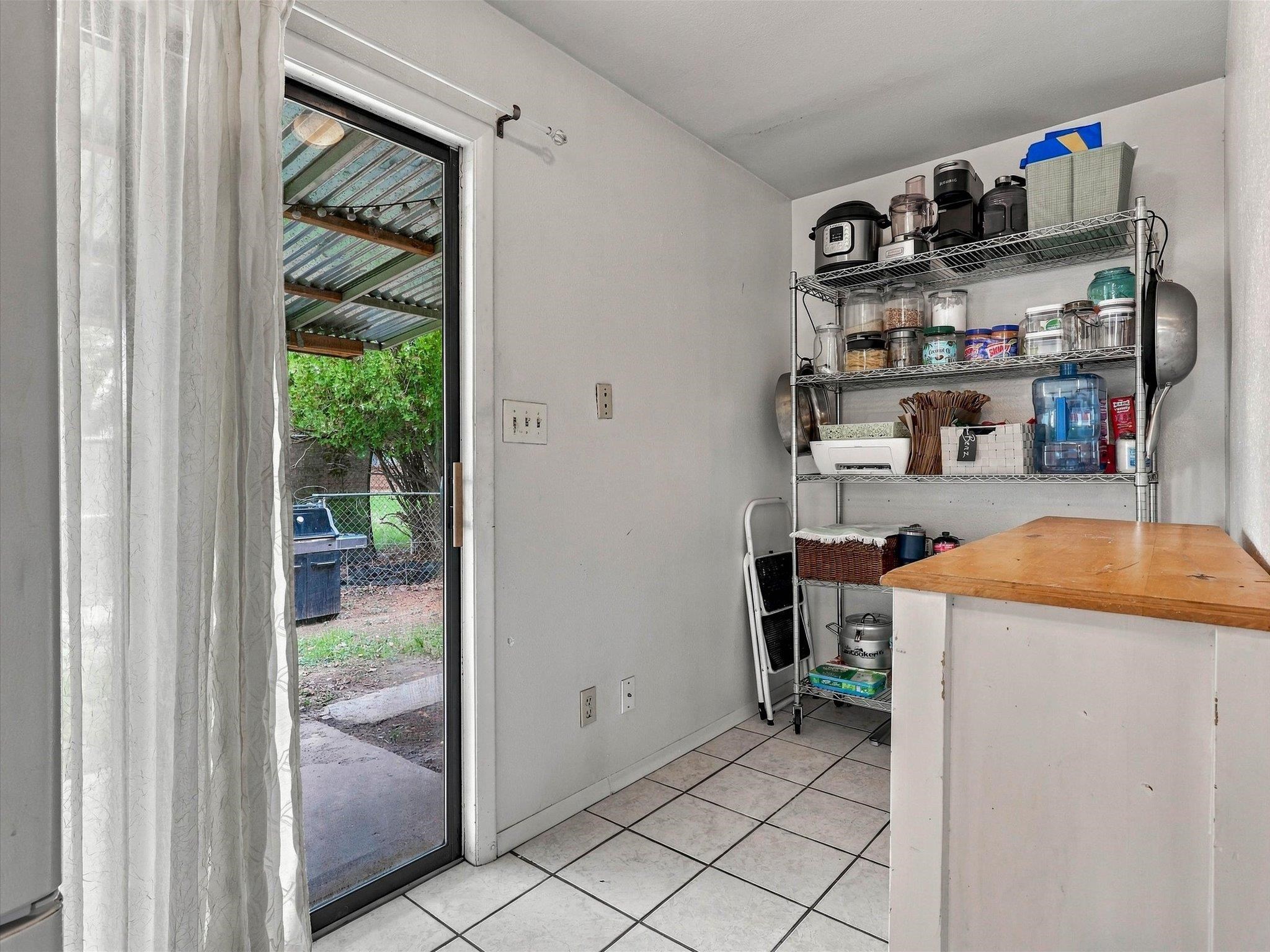 3252 Castaneda Drive Property Photo 11