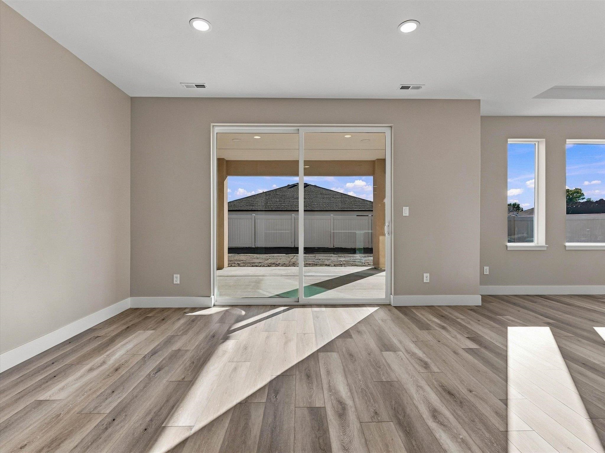 632 Dark Sky Way Property Photo 15