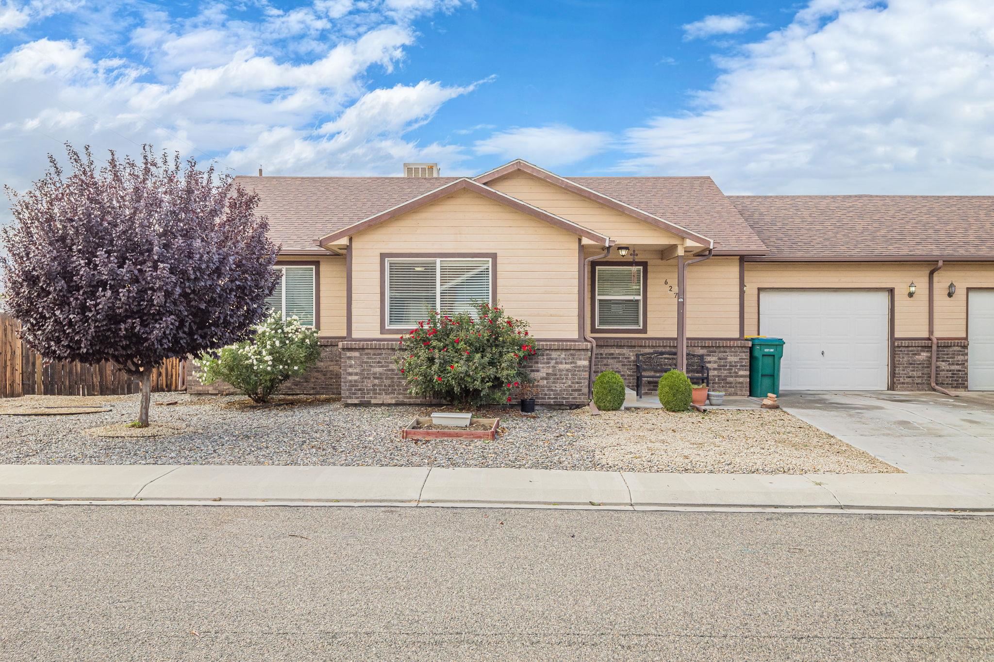 627 Bayberry Court Property Photo 1