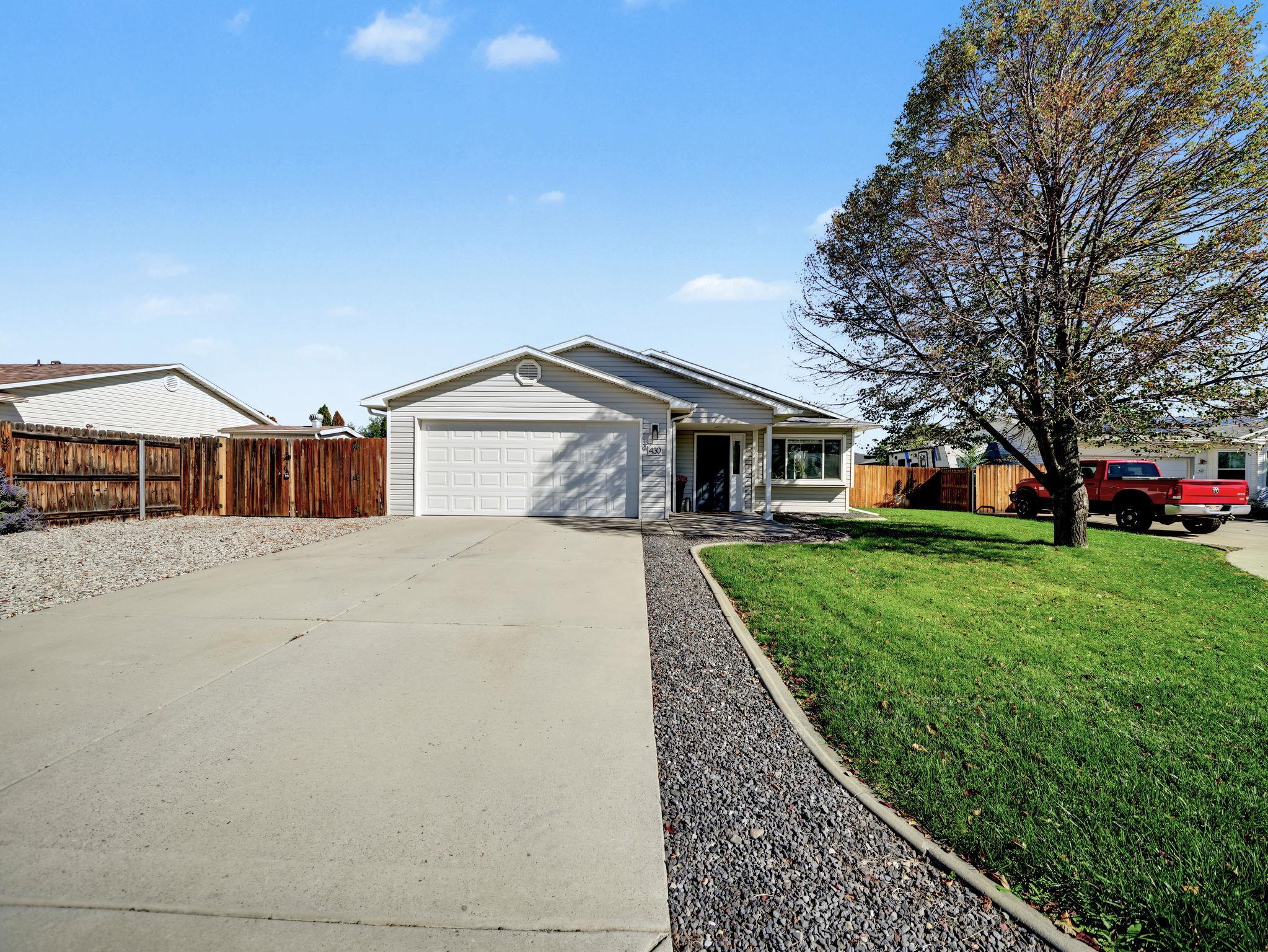 430 Countryside Lane Property Photo 1