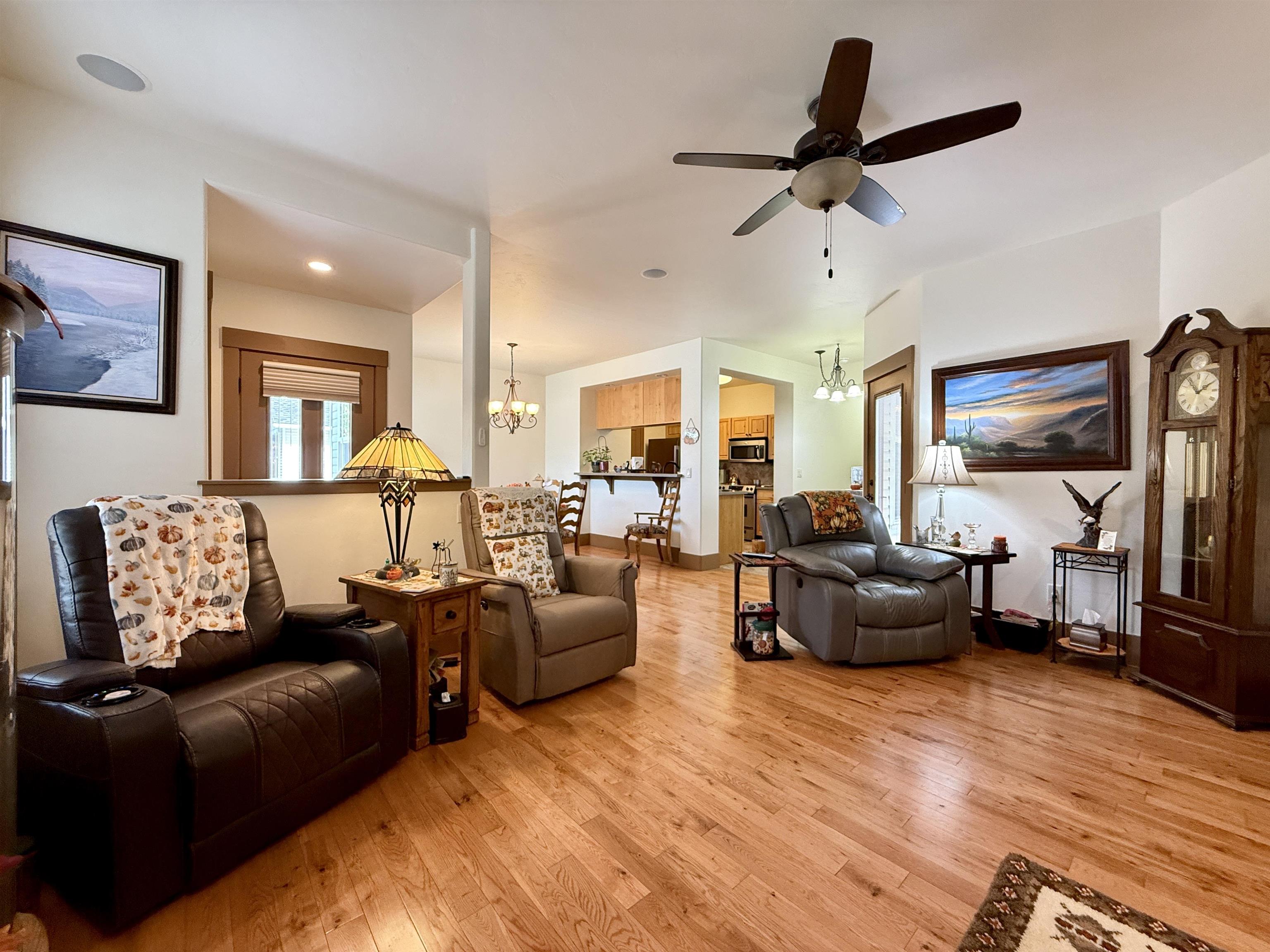1108 Sunrose Lane Property Photo 4
