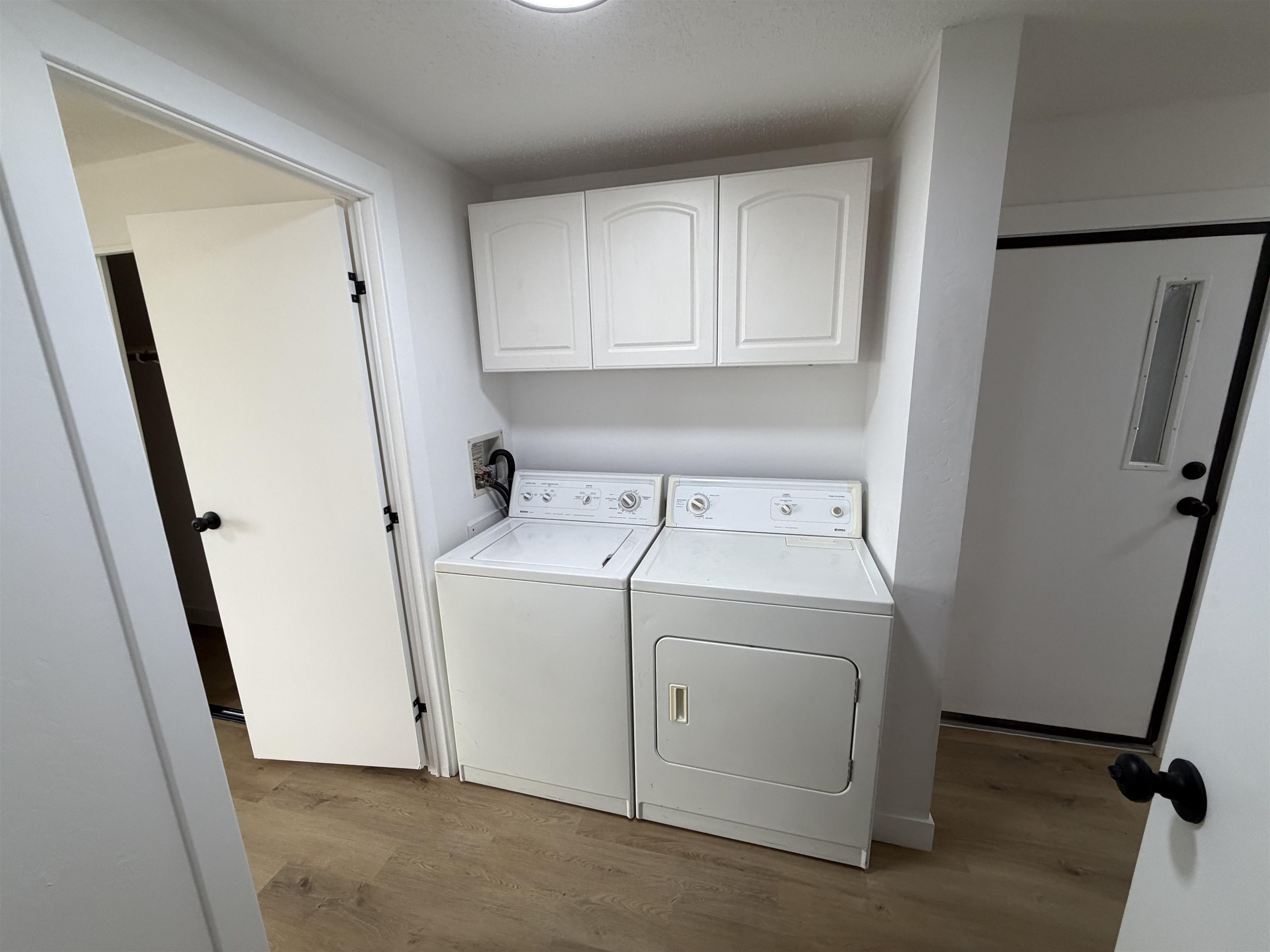 596 E Conestoga Circle Property Photo 32
