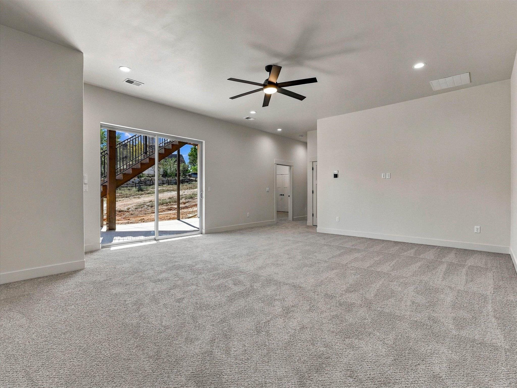 2121 Riverbend Court Property Photo 33