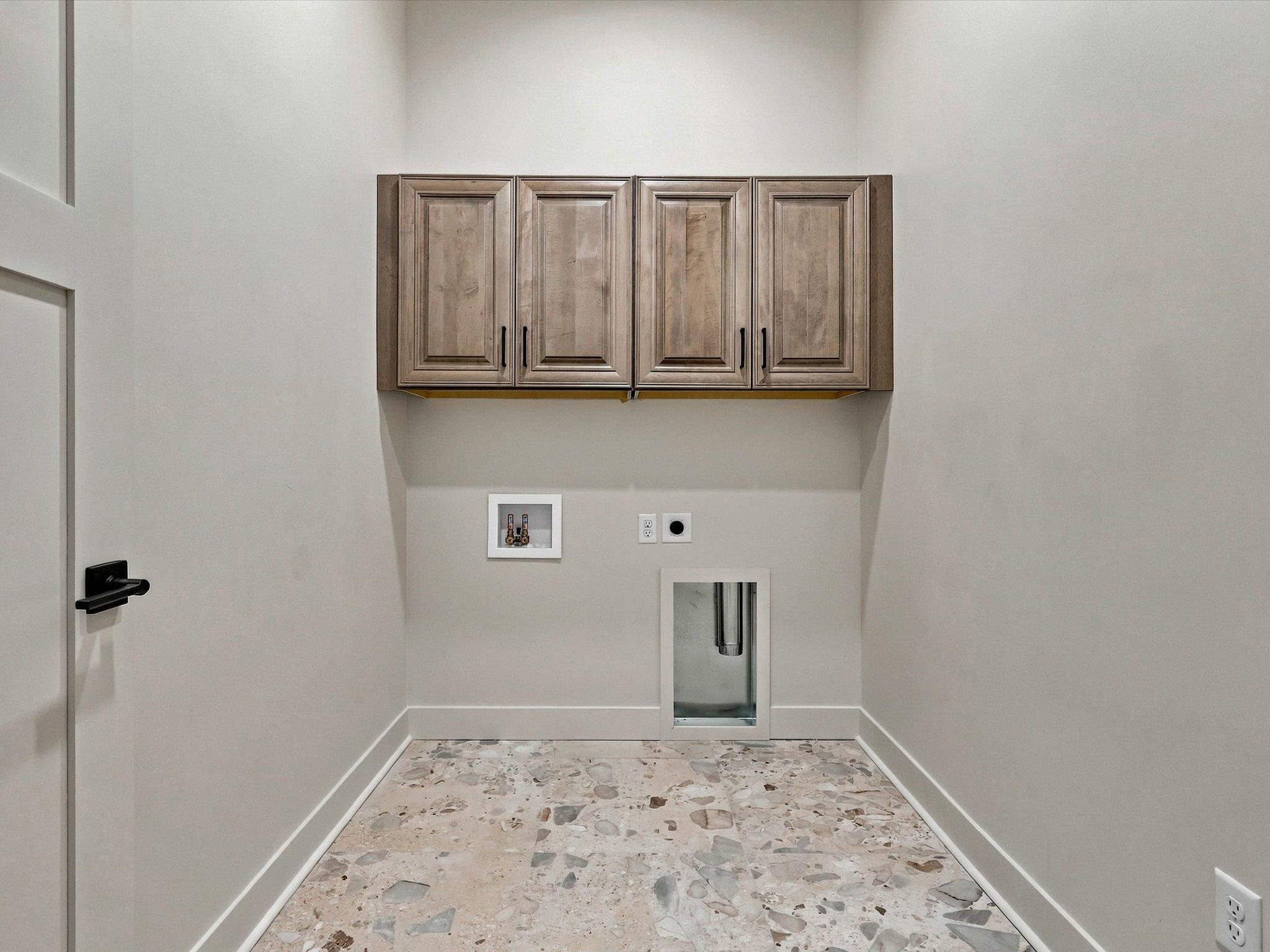 2121 Riverbend Court Property Photo 37