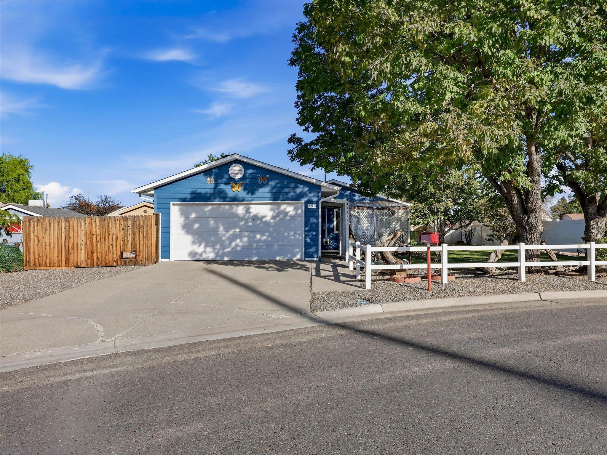 252 28 Road Property Photo 1